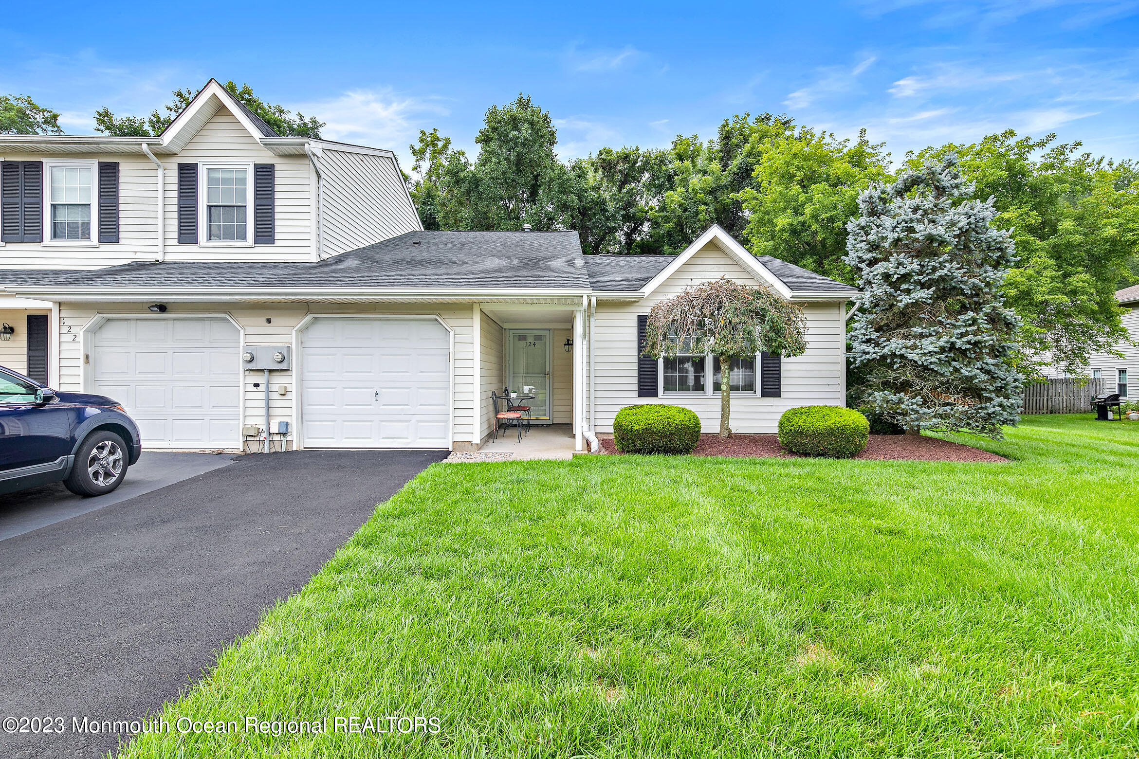 124 Harbor Circle