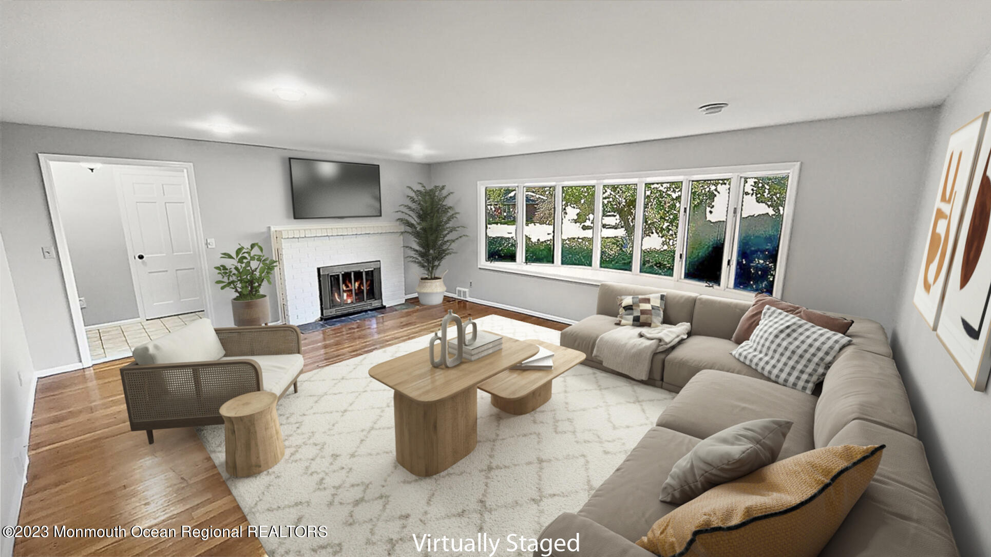 24 Comanche Drive