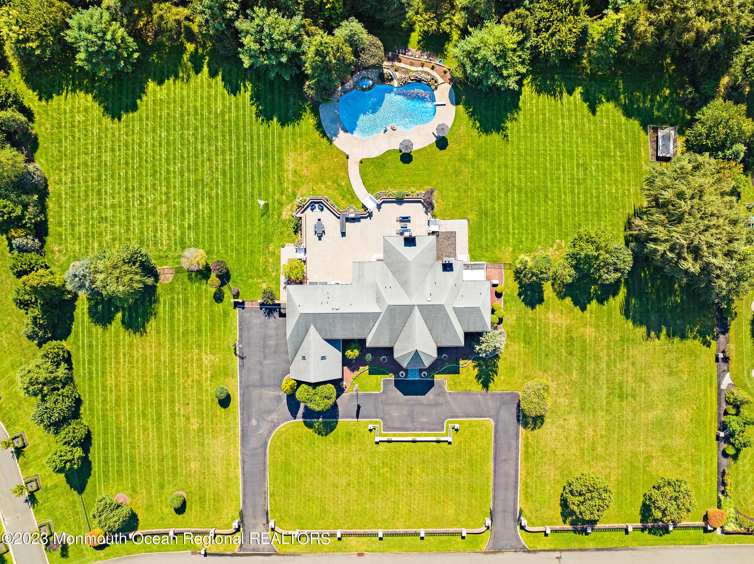 4 Scobeyville Drive