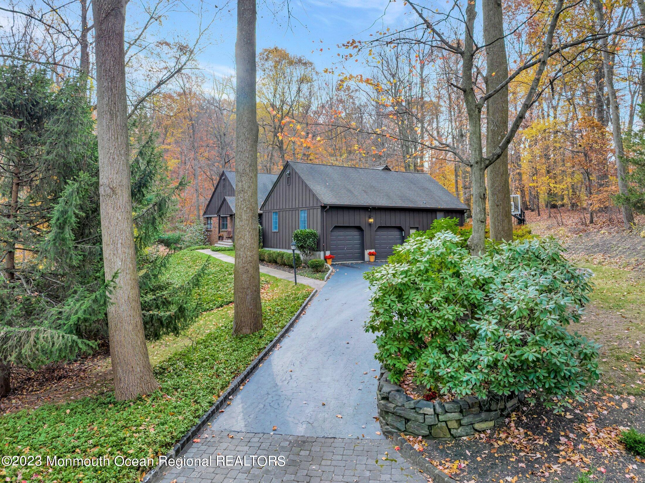 4 Ridge Court