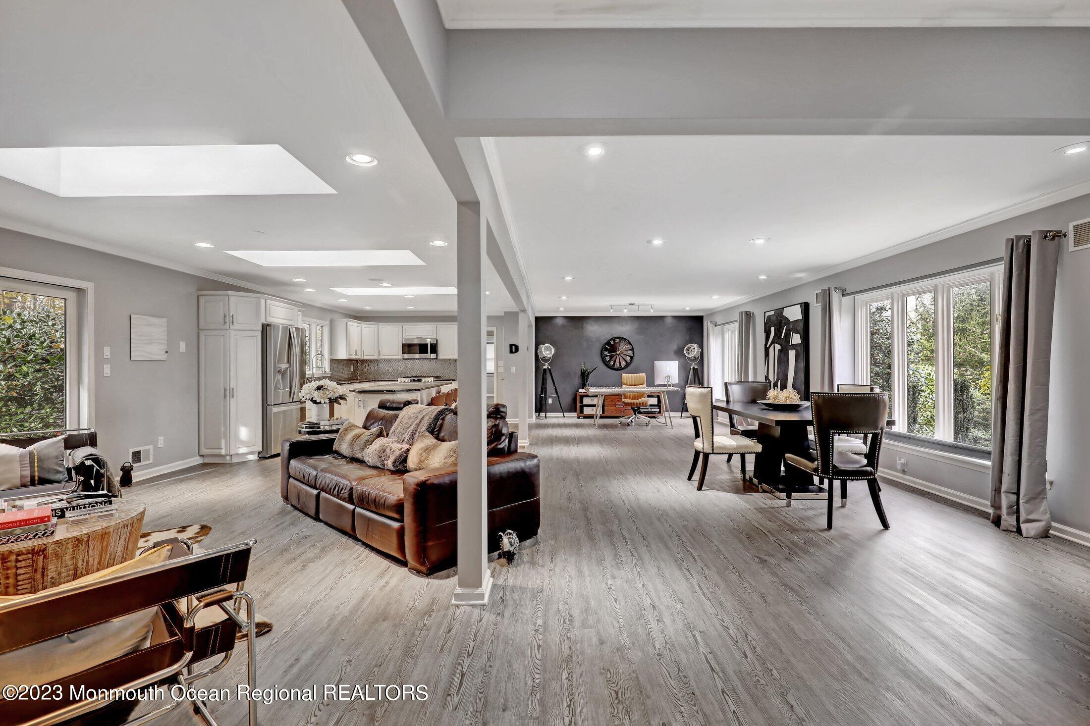 4 Ridge Court