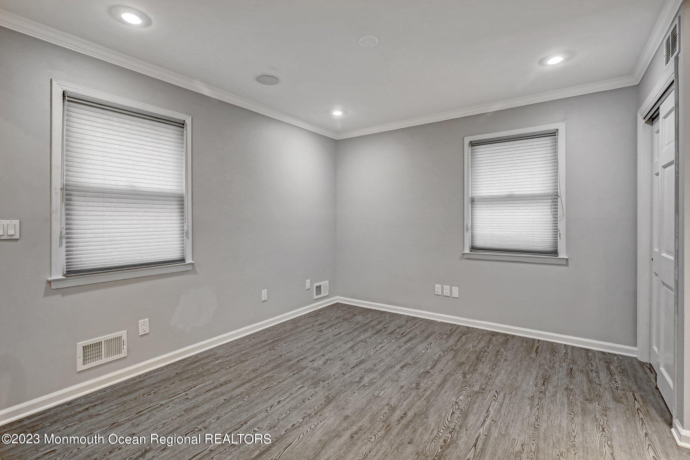 4 Ridge Court