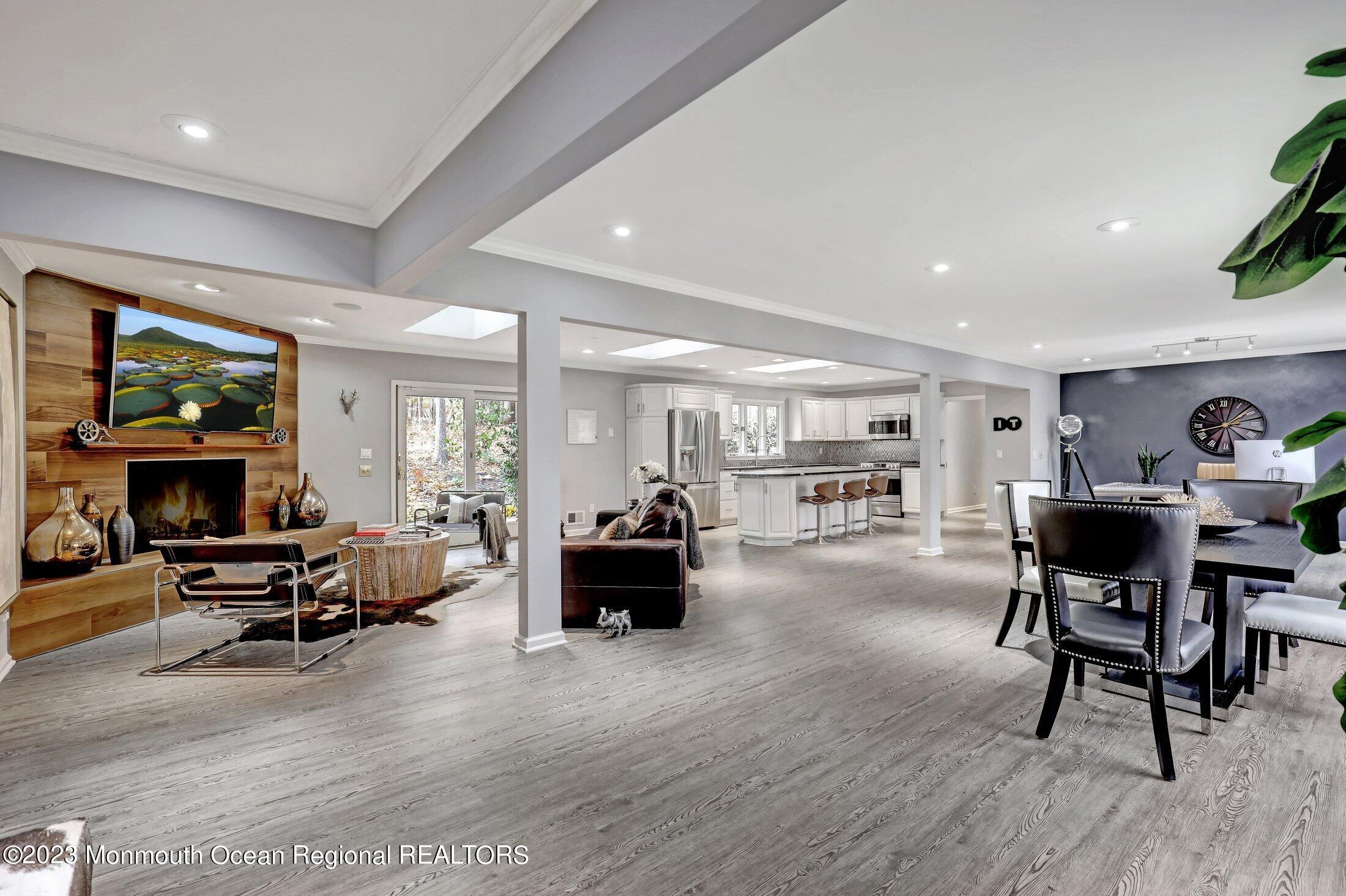 4 Ridge Court