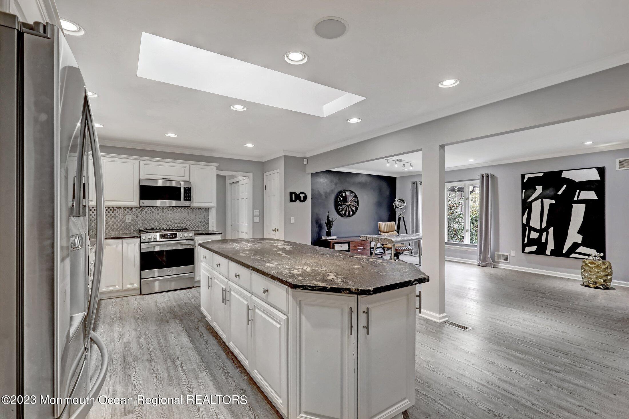 4 Ridge Court
