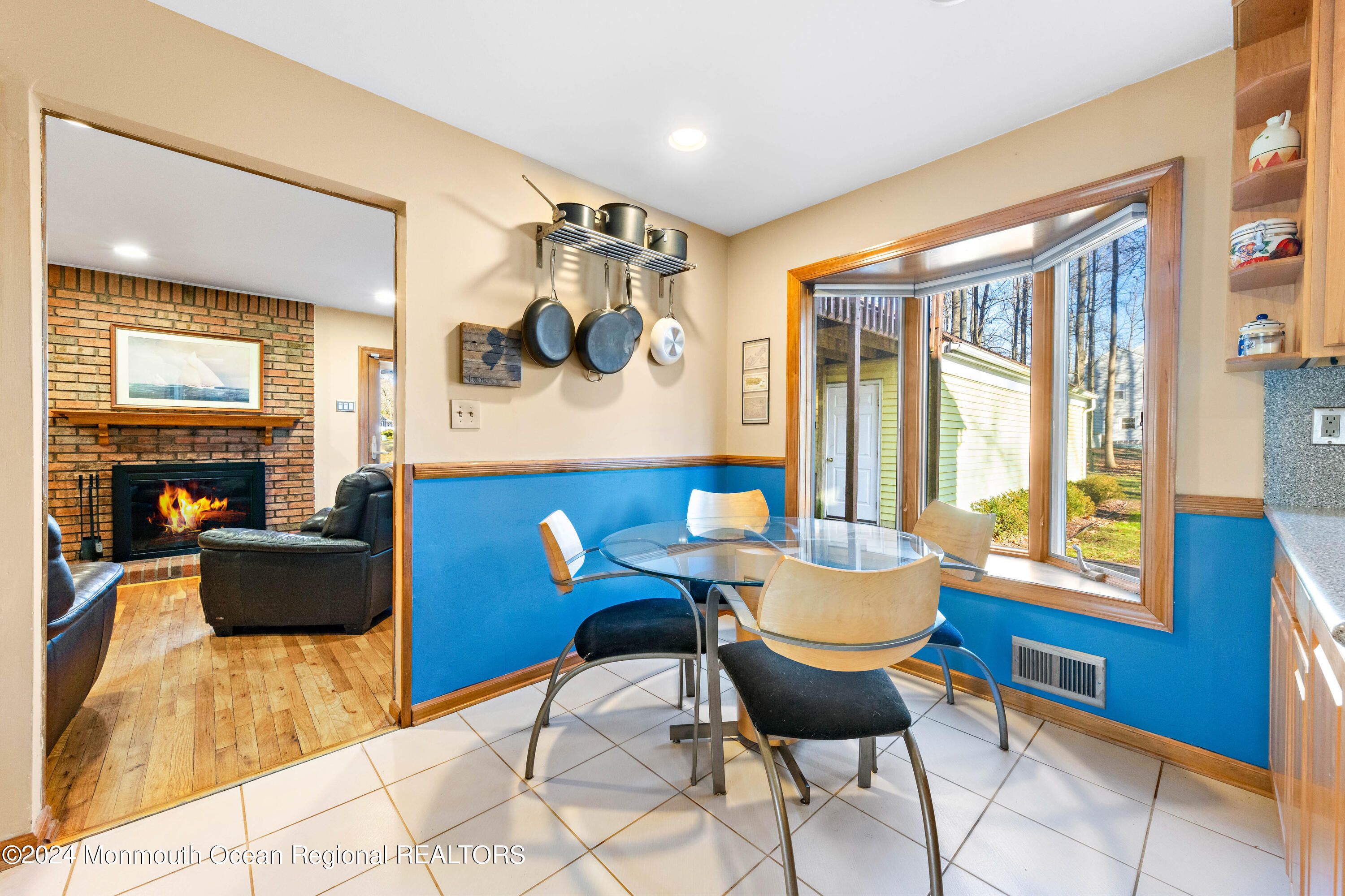 2 Woodland Circle