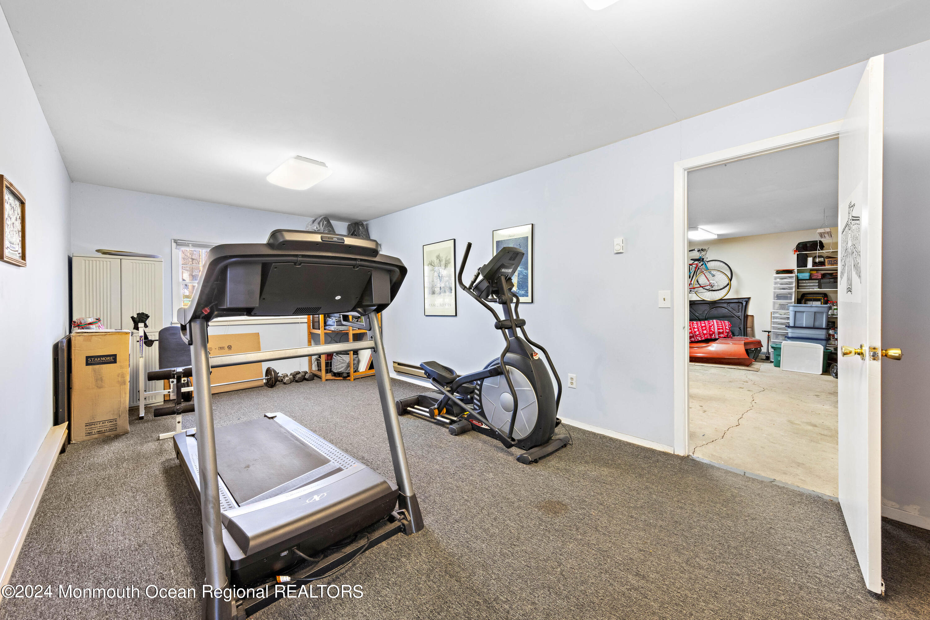 2 Woodland Circle
