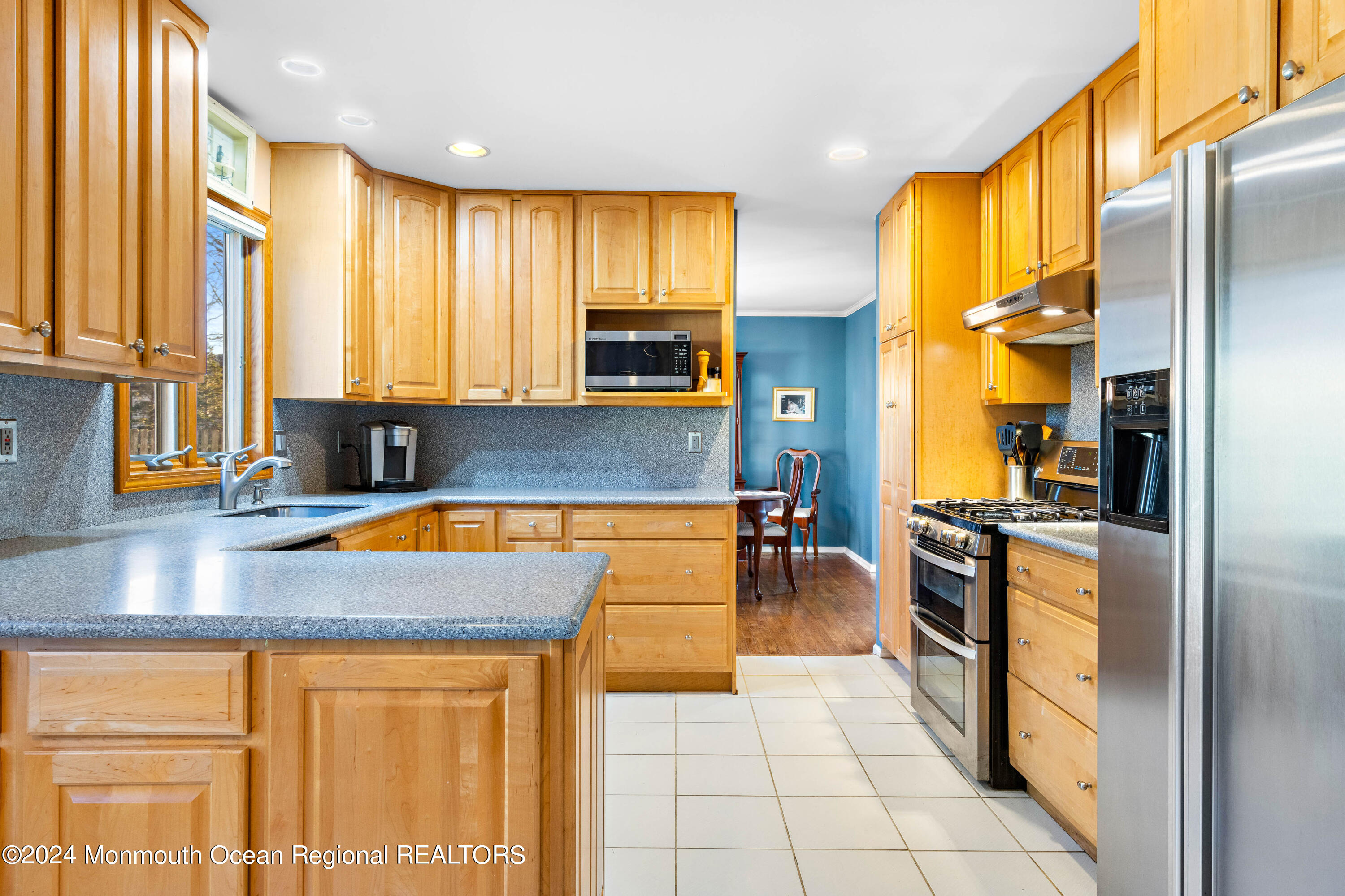 2 Woodland Circle