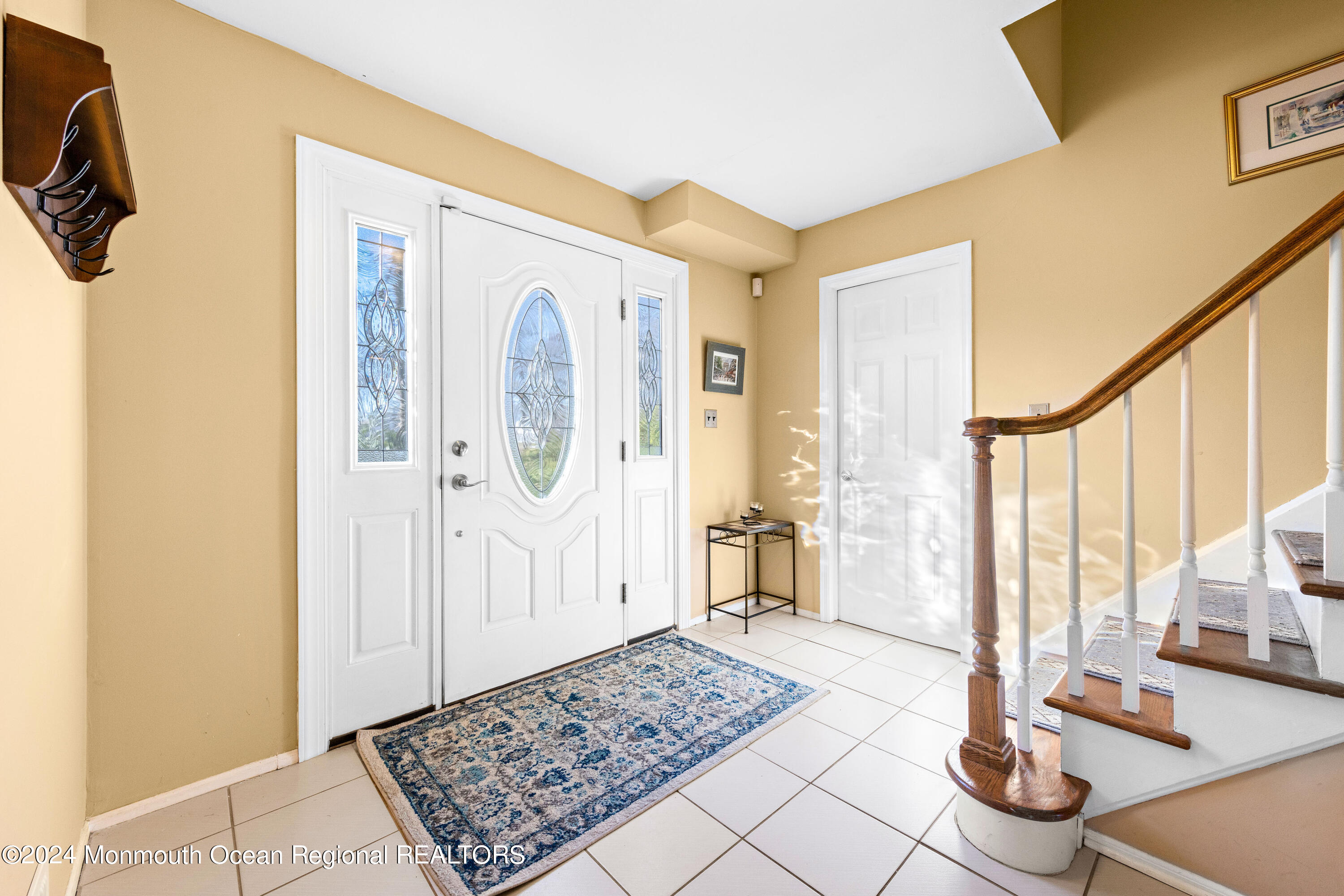 2 Woodland Circle