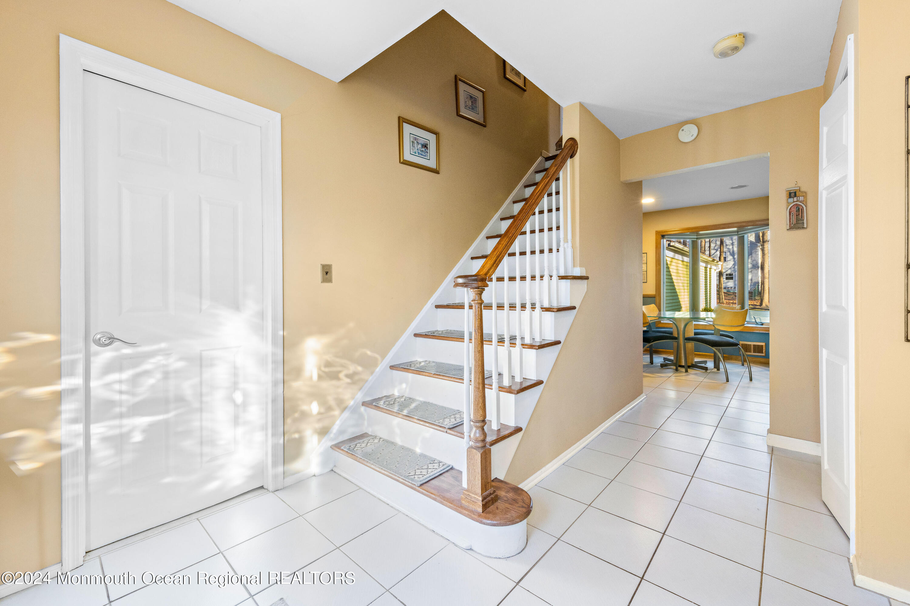 2 Woodland Circle