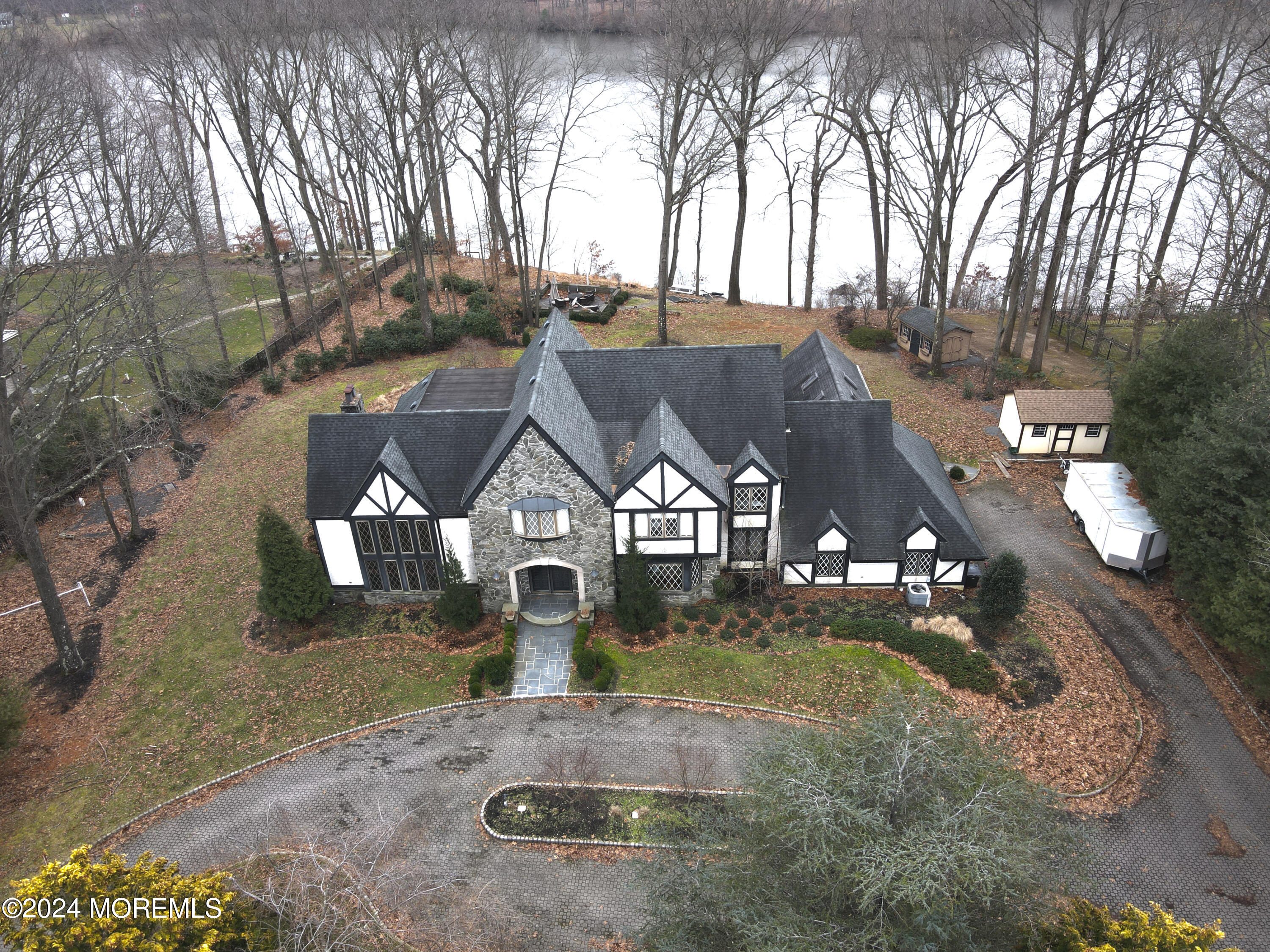 27 Beaver Dam Road