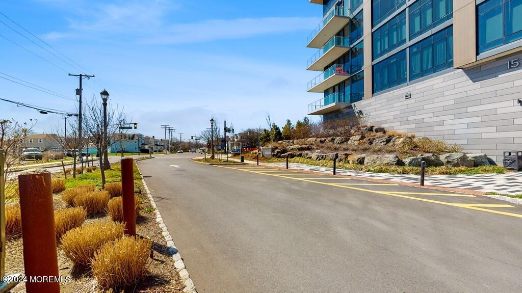 15 Morris Avenue, 509