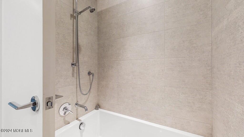 15 Morris Avenue, 509