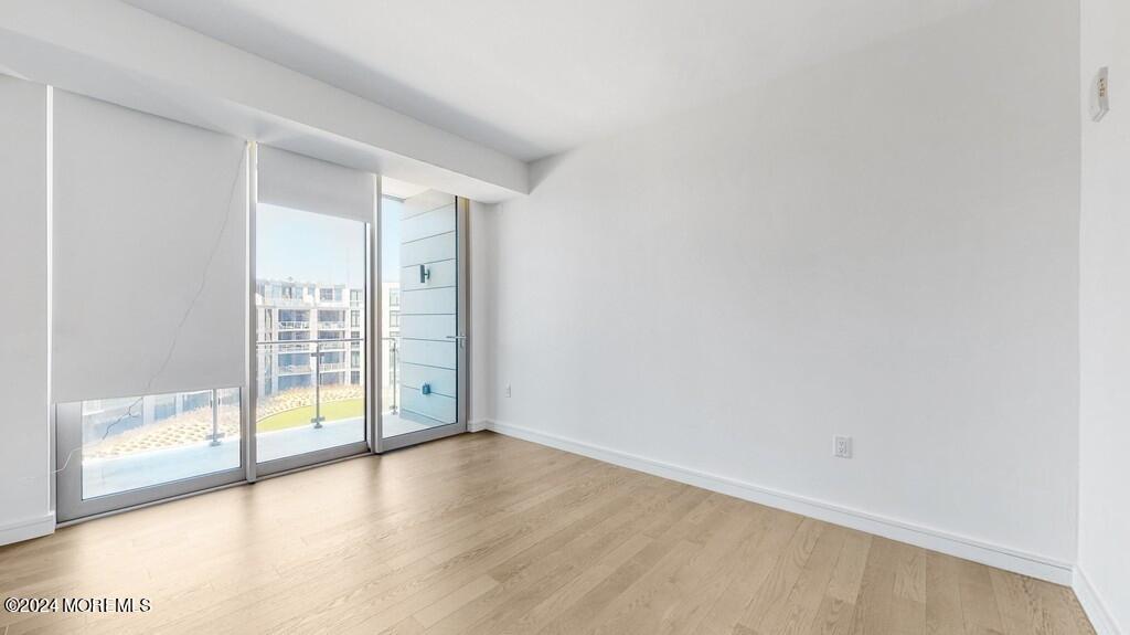 15 Morris Avenue, 509