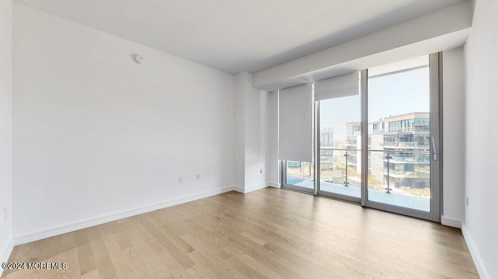 15 Morris Avenue, 509