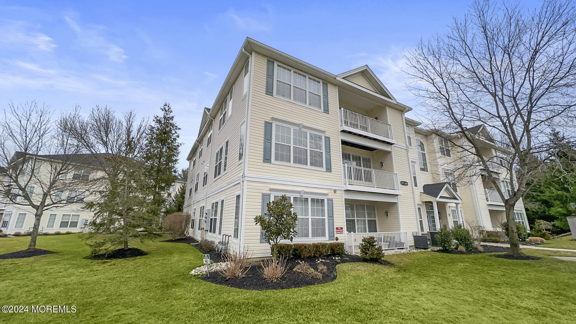 341 St Andrews Place