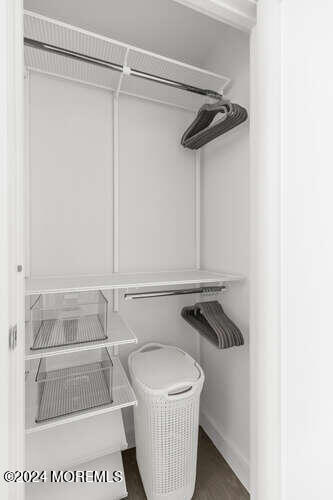 15 Morris Avenue, 604