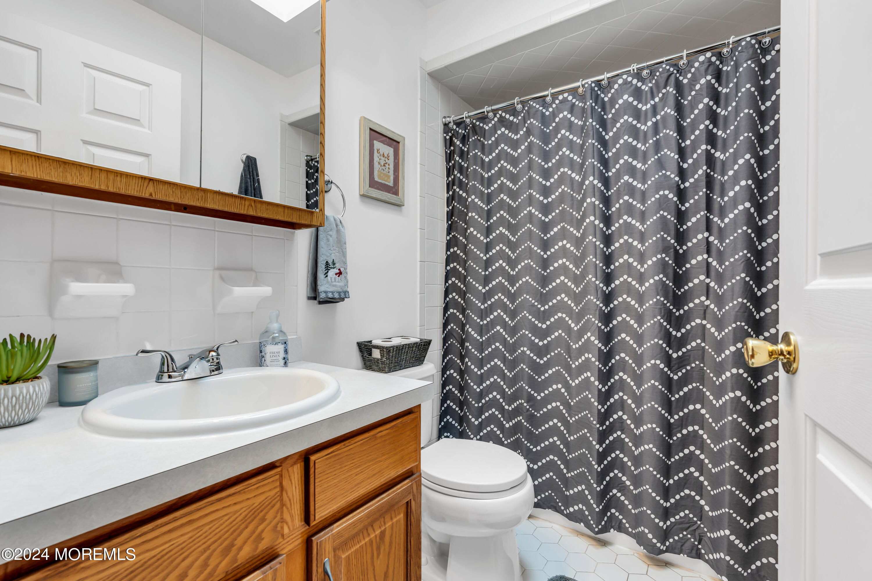 2126 Barnegat Boulevard