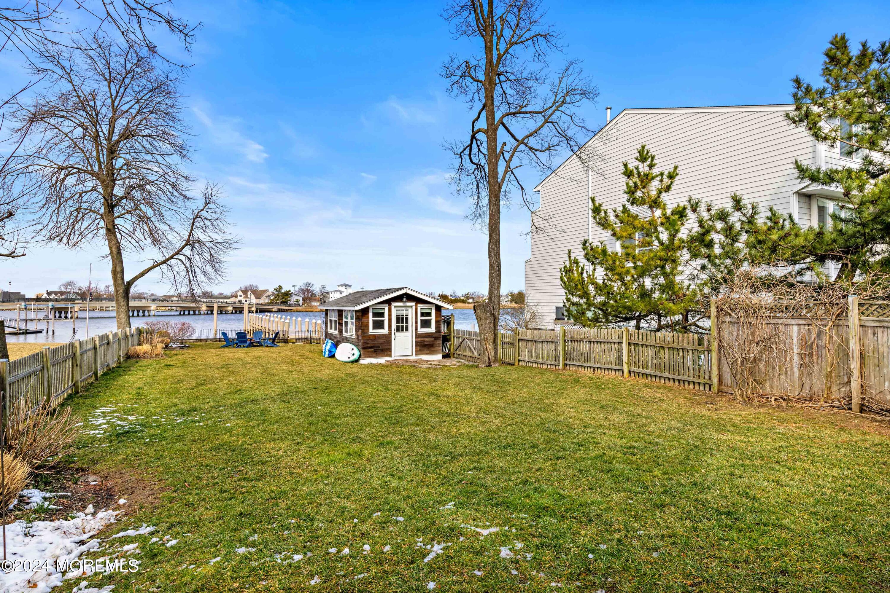 179 Riddle Avenue