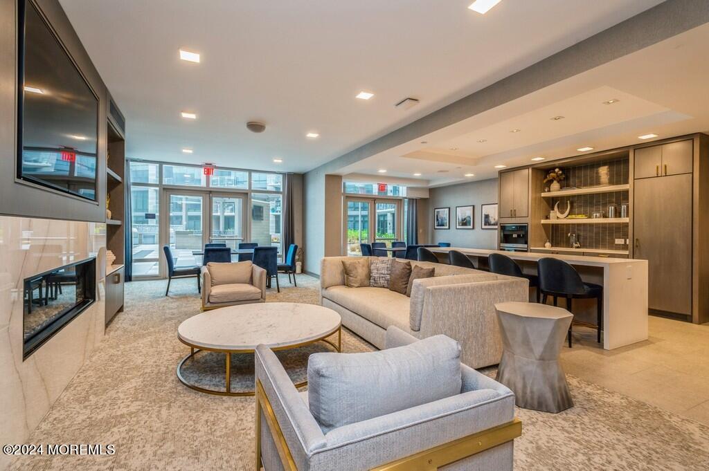 20 Melrose Terrace, 403