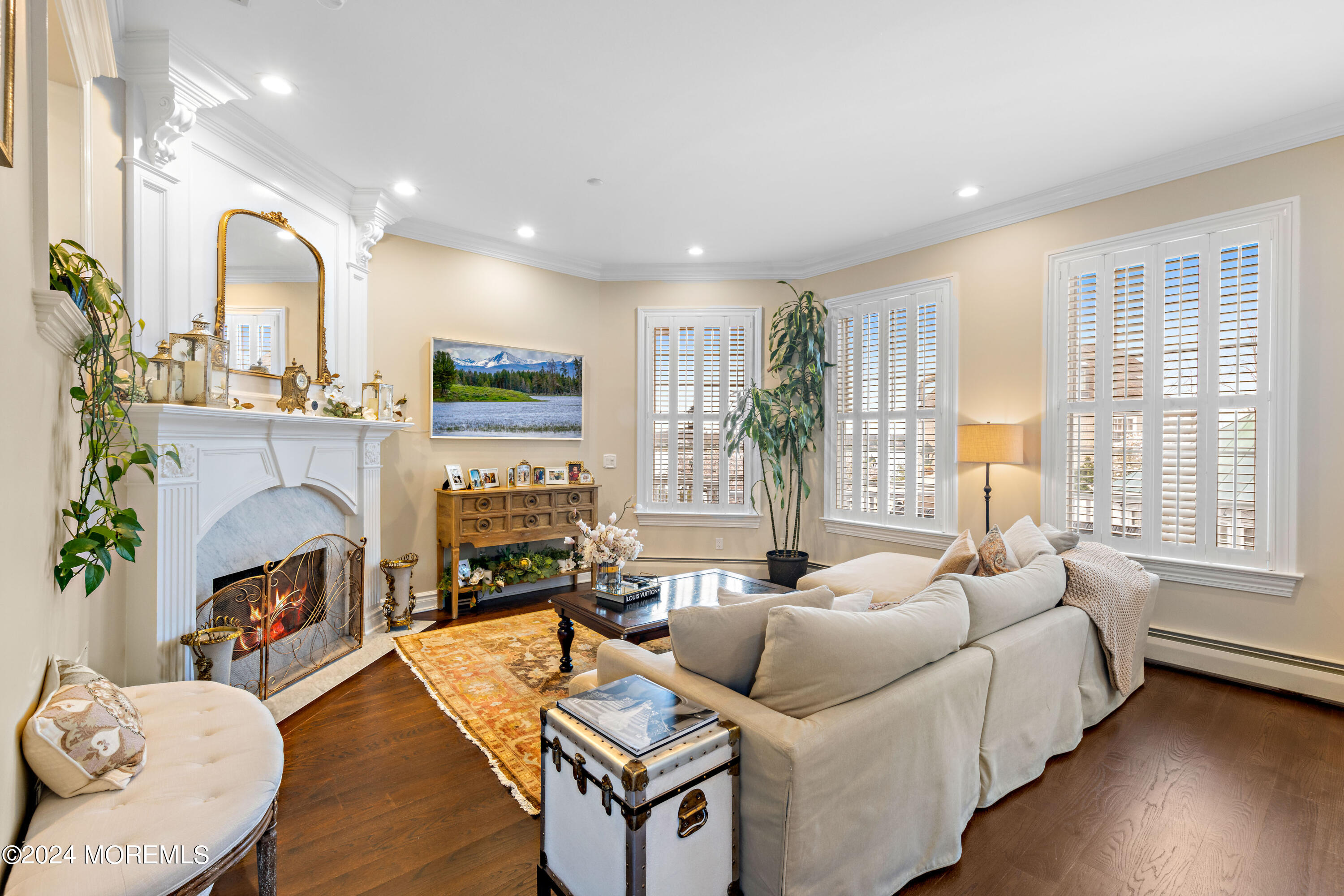 72A W Front Street