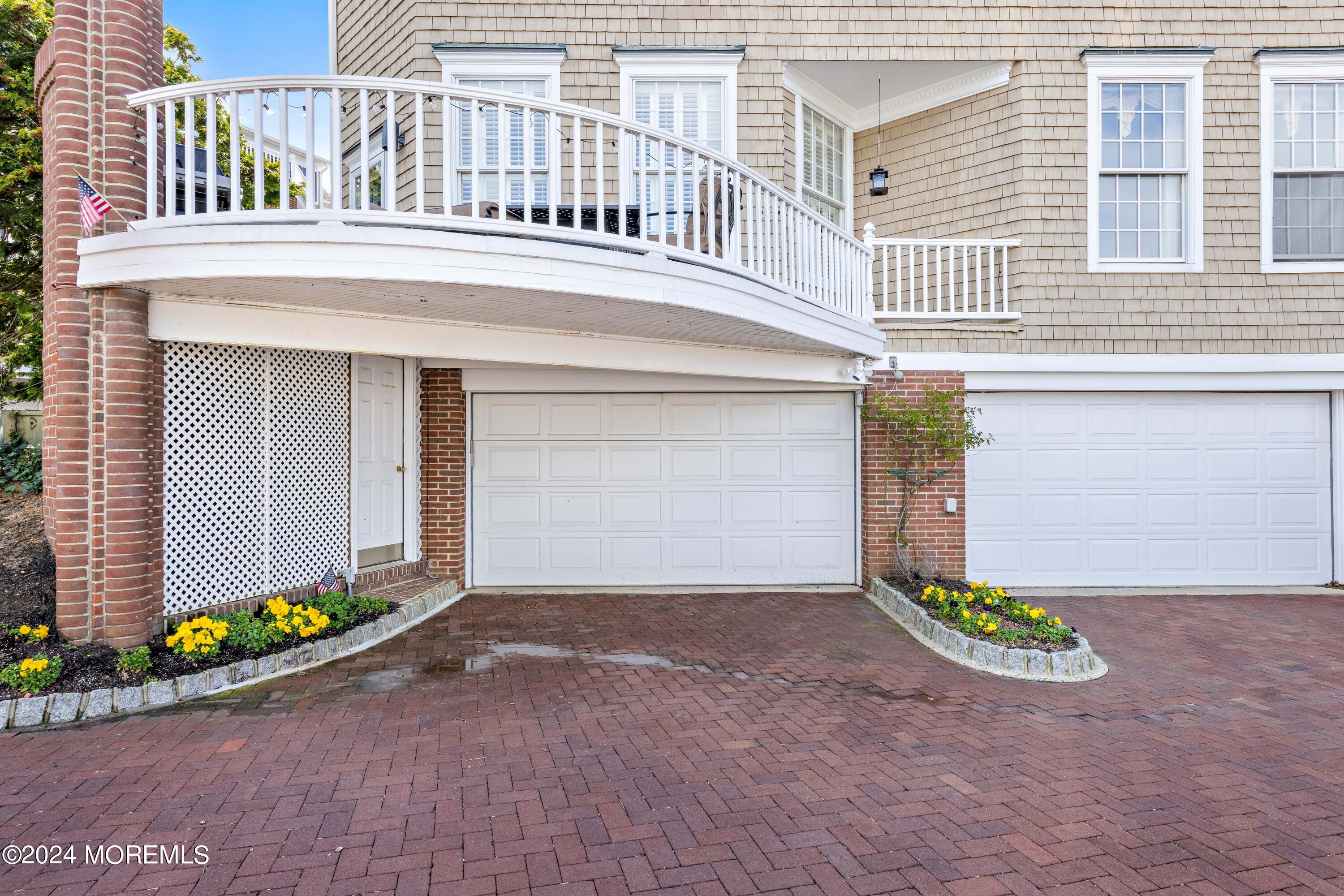 72A W Front Street