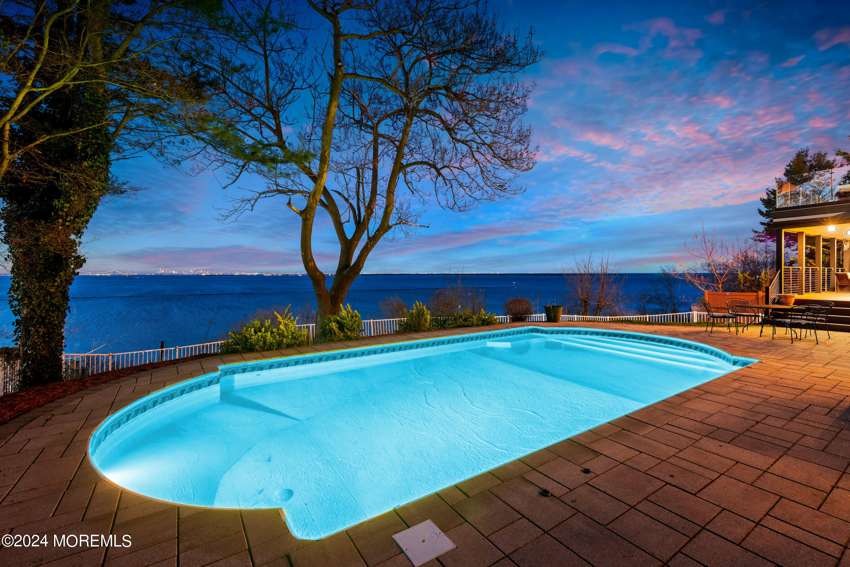 126 Ocean Boulevard