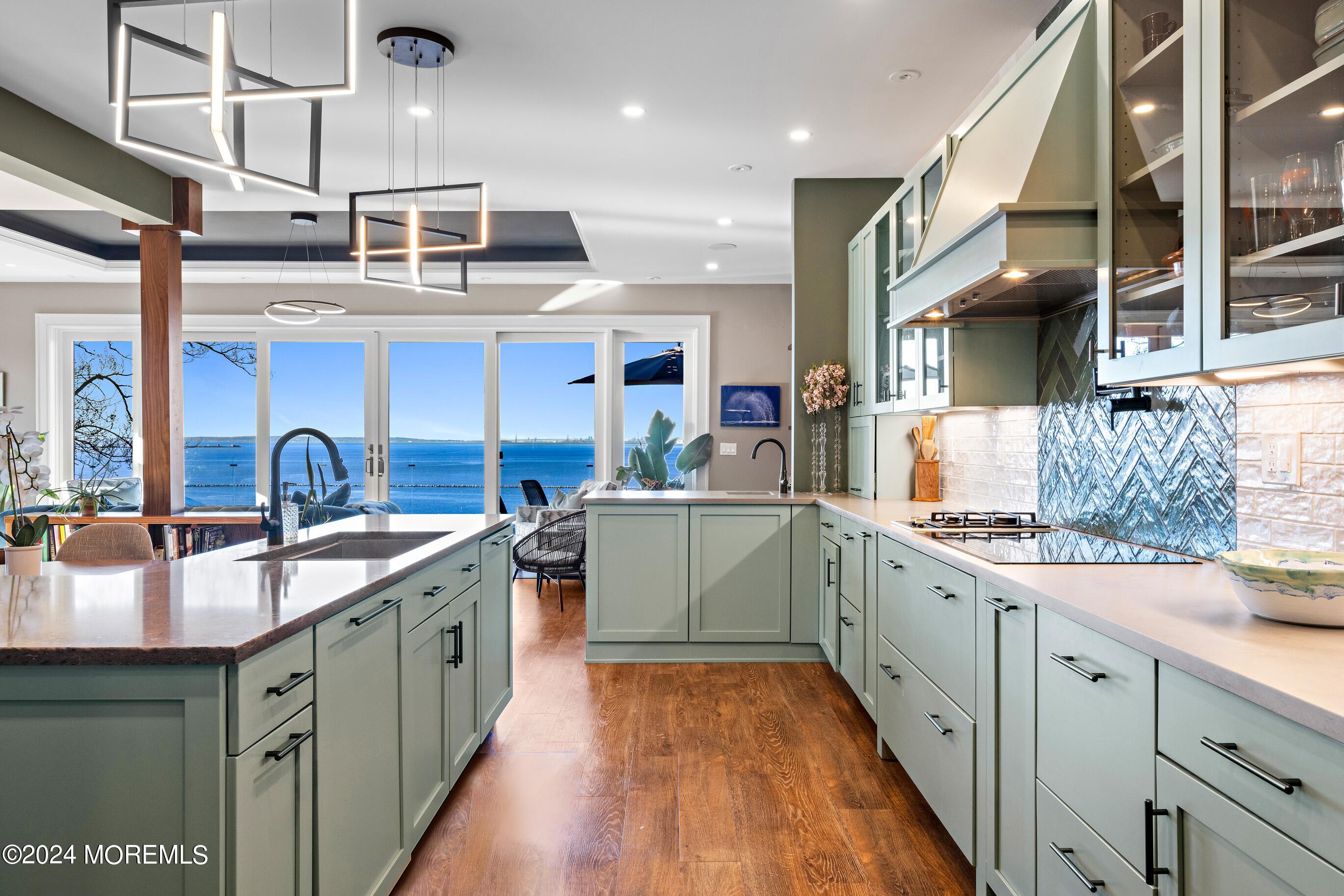 126 Ocean Boulevard