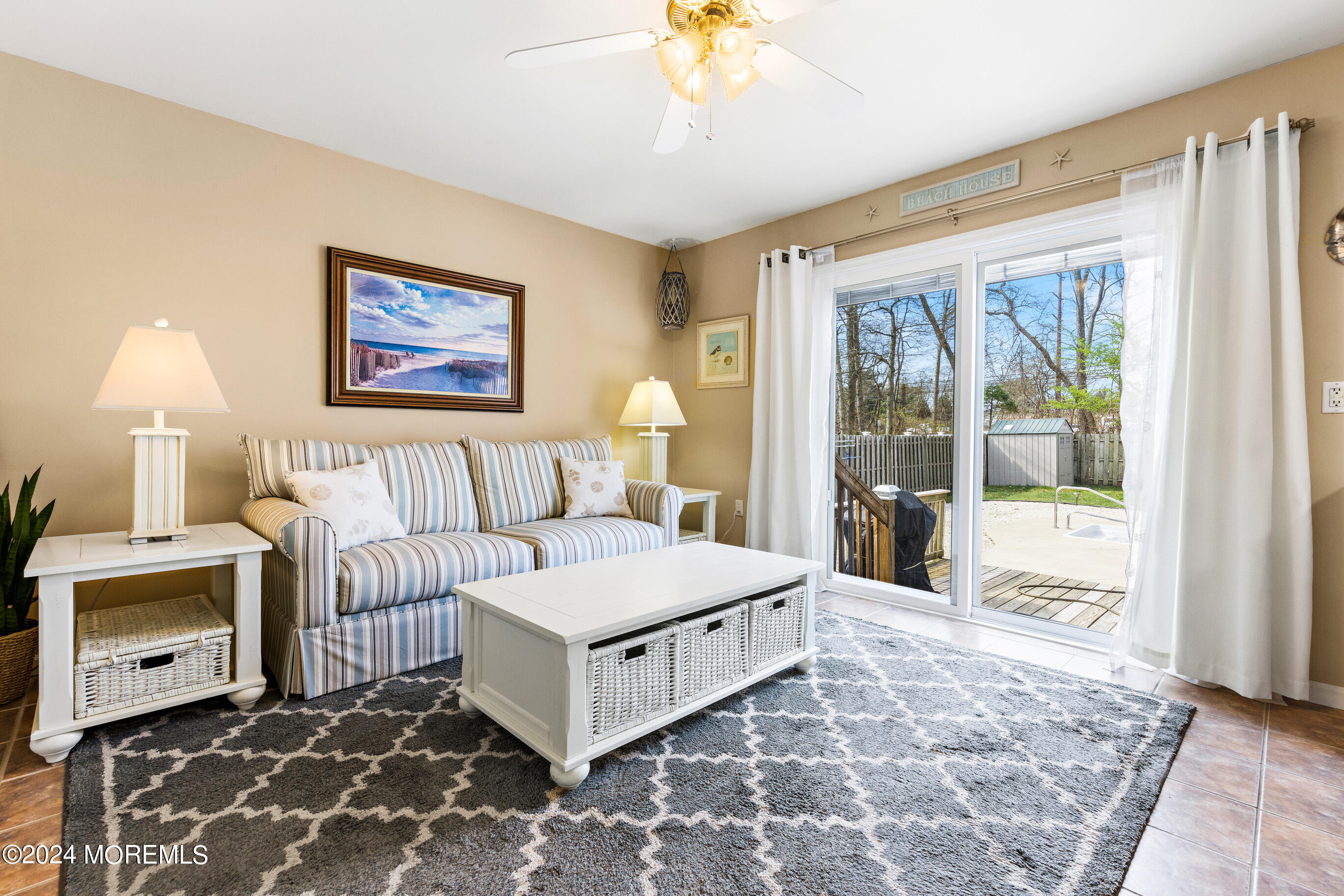 275 S Lakeshore Drive