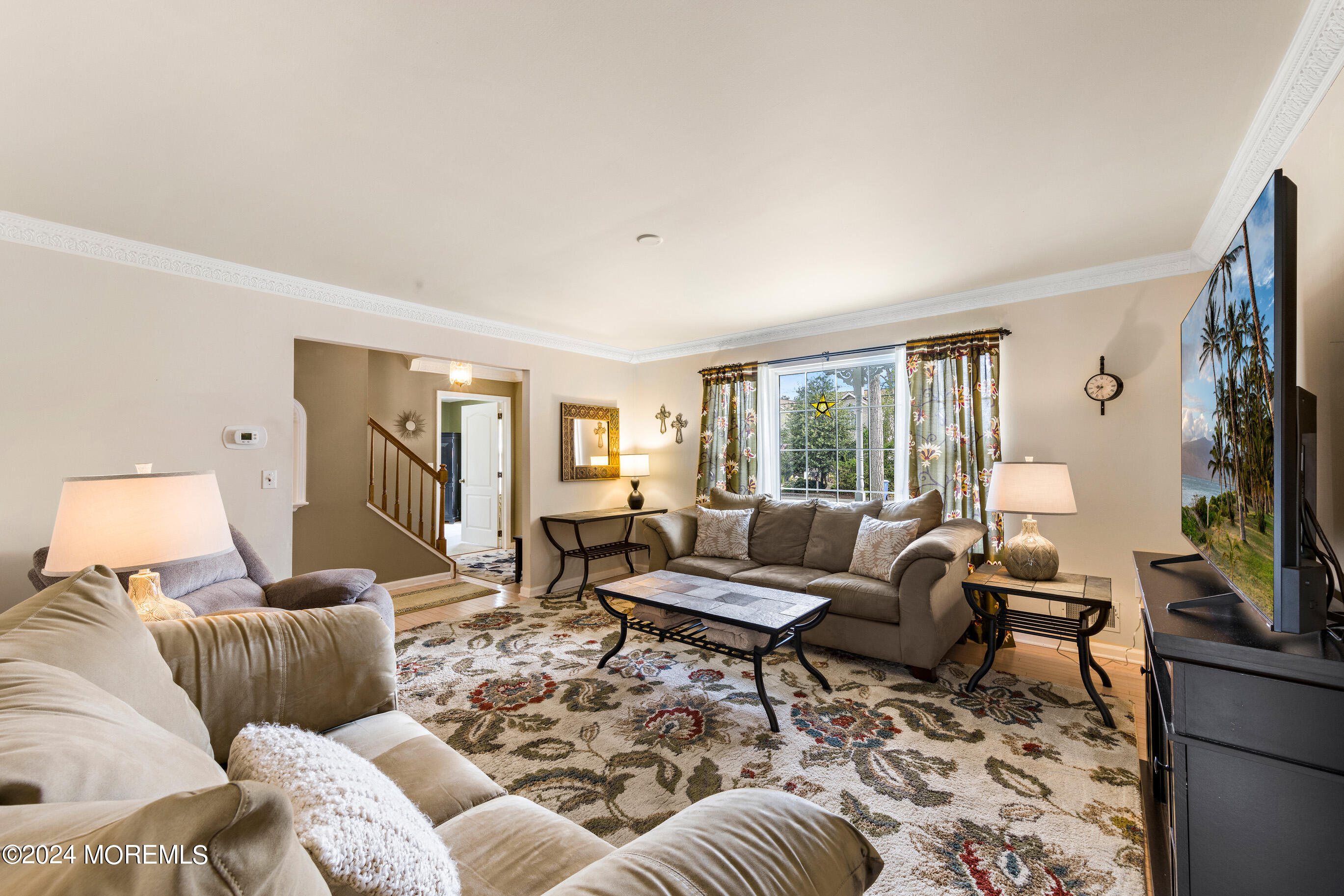 275 S Lakeshore Drive