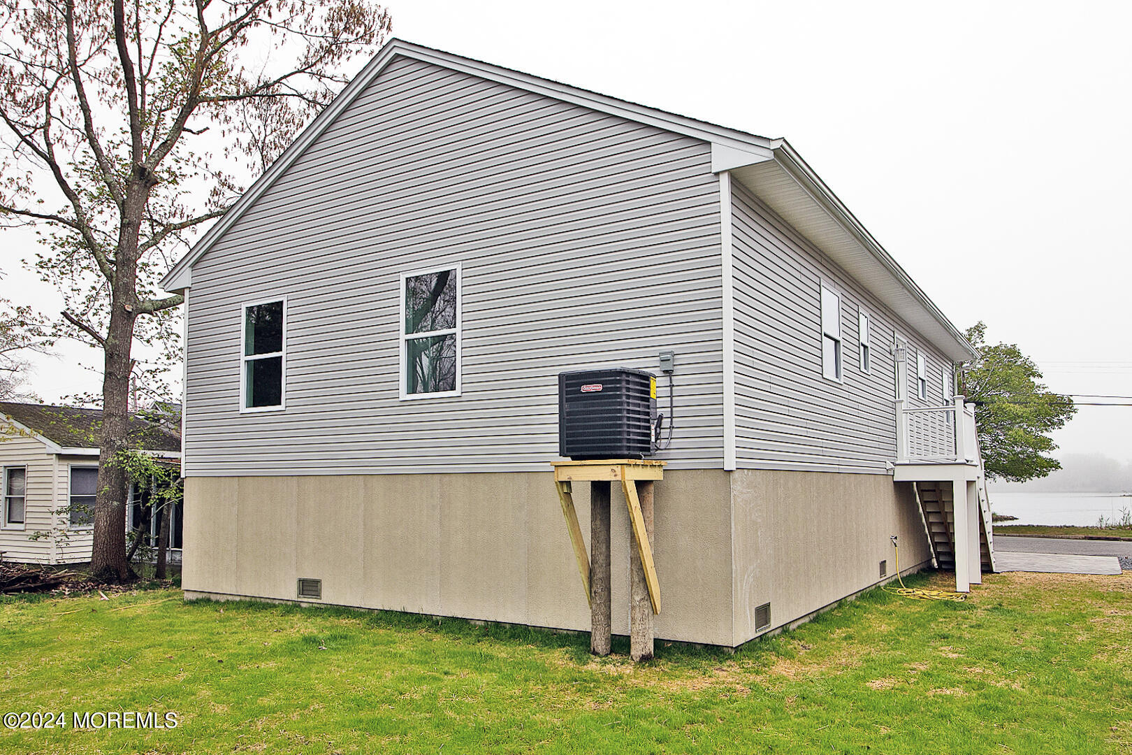 88 Dock Avenue