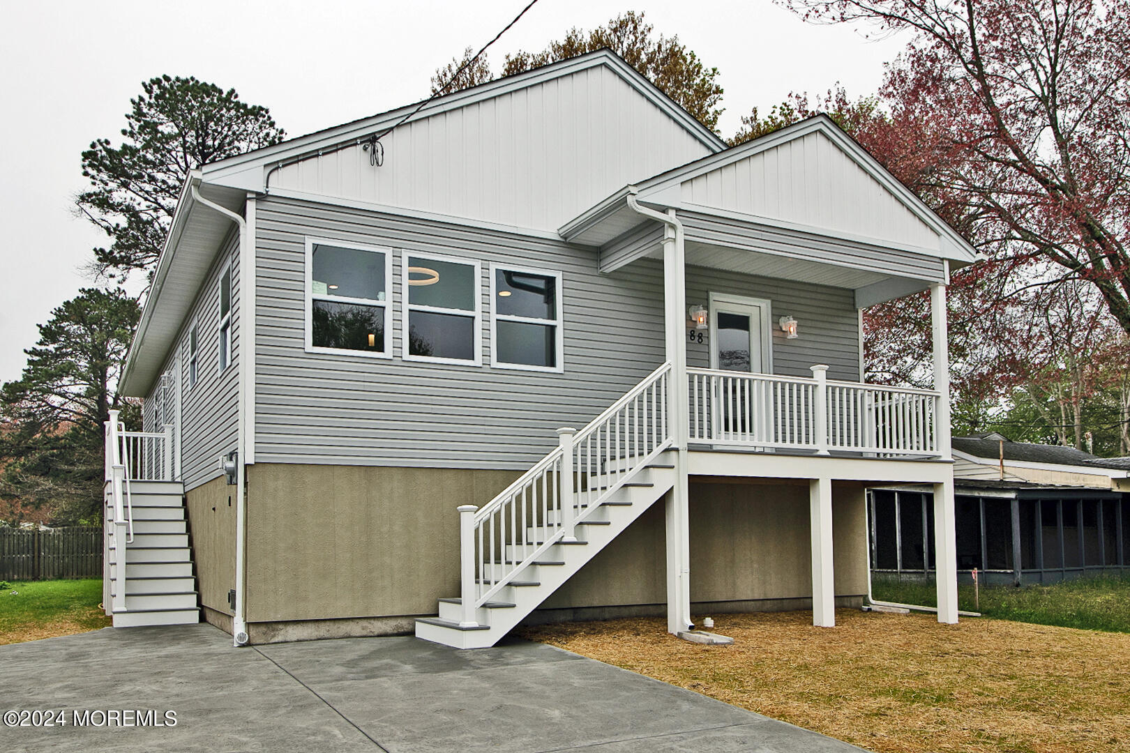 88 Dock Avenue