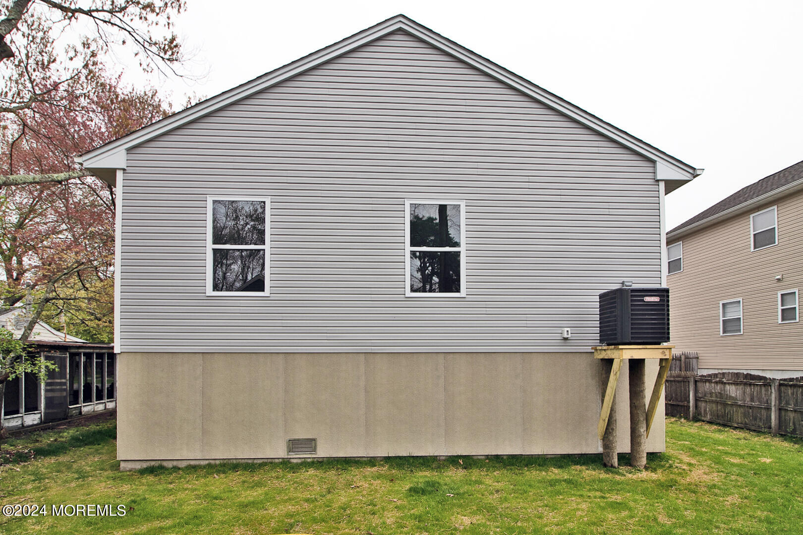 88 Dock Avenue