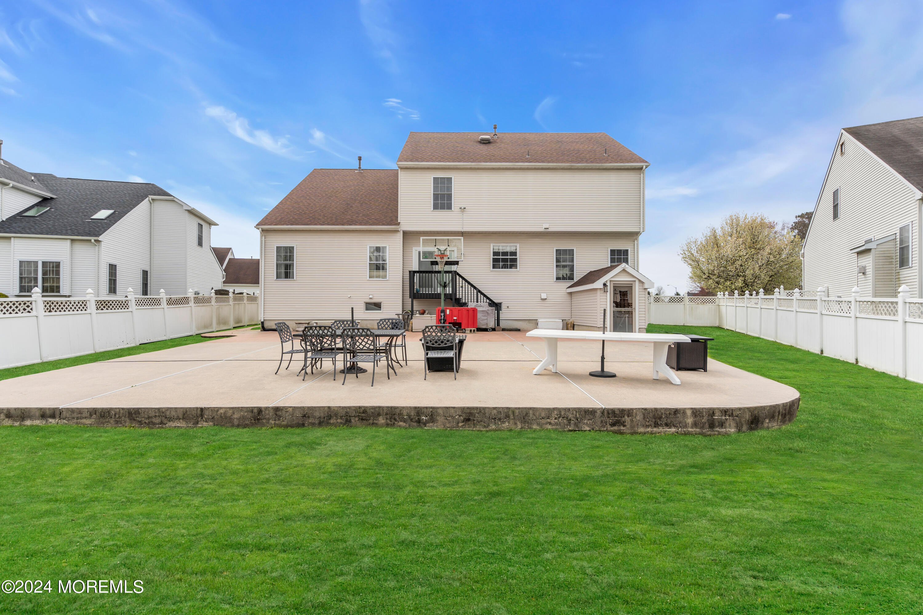17 Gristmill Road