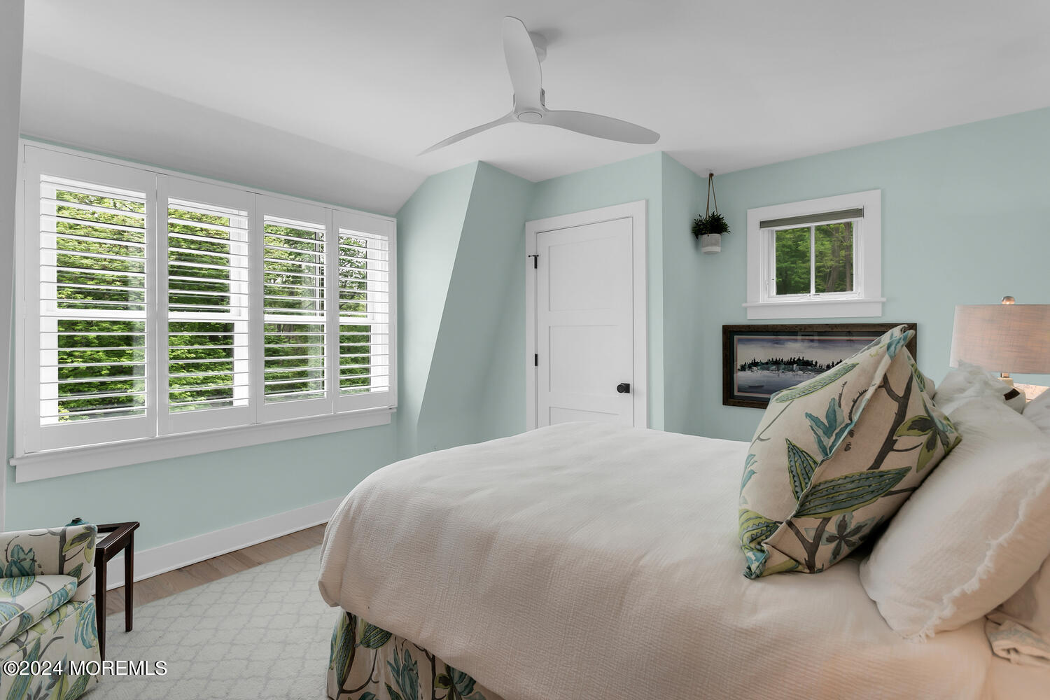 40 Brookside Farm Road