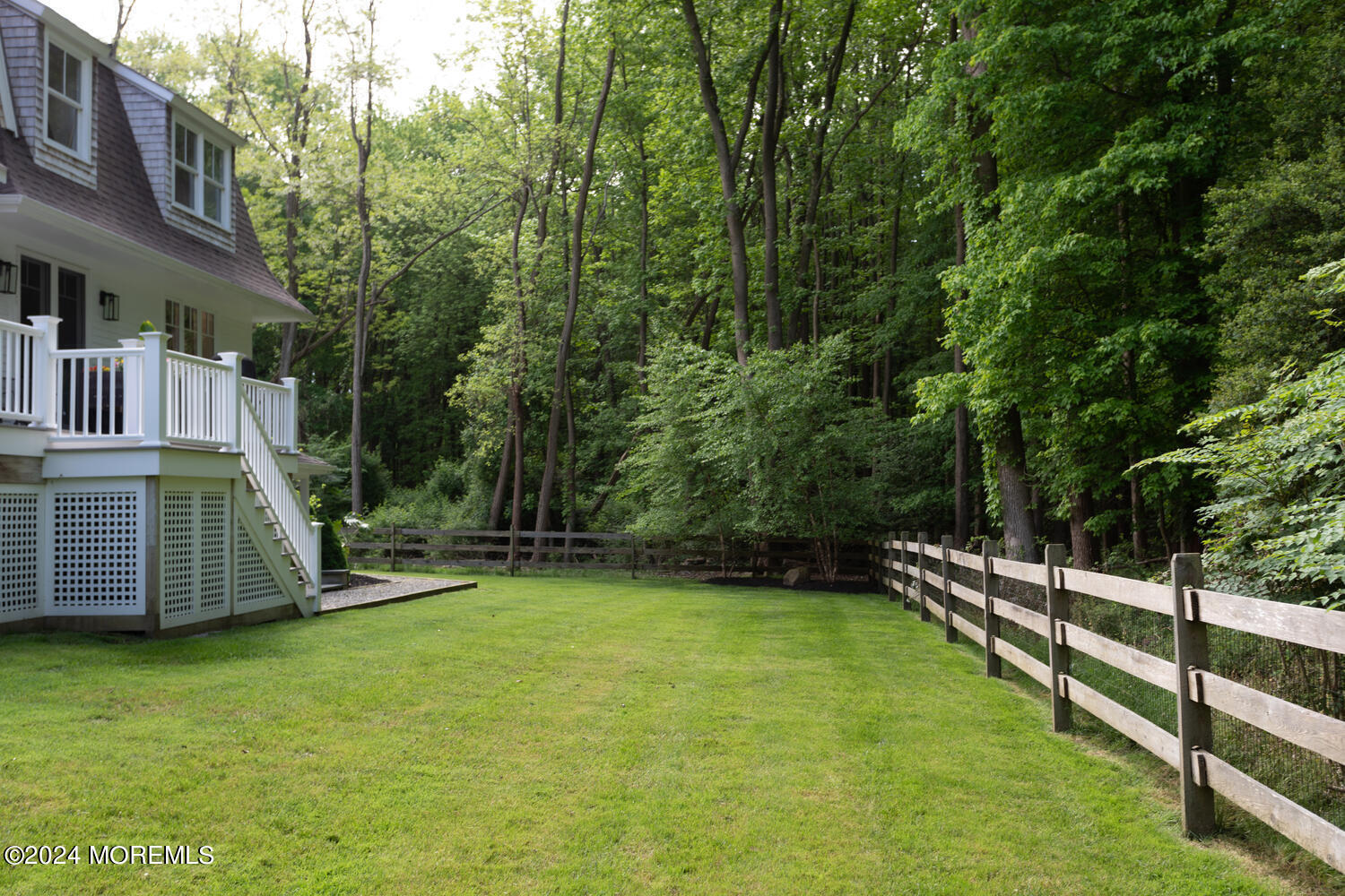 40 Brookside Farm Road