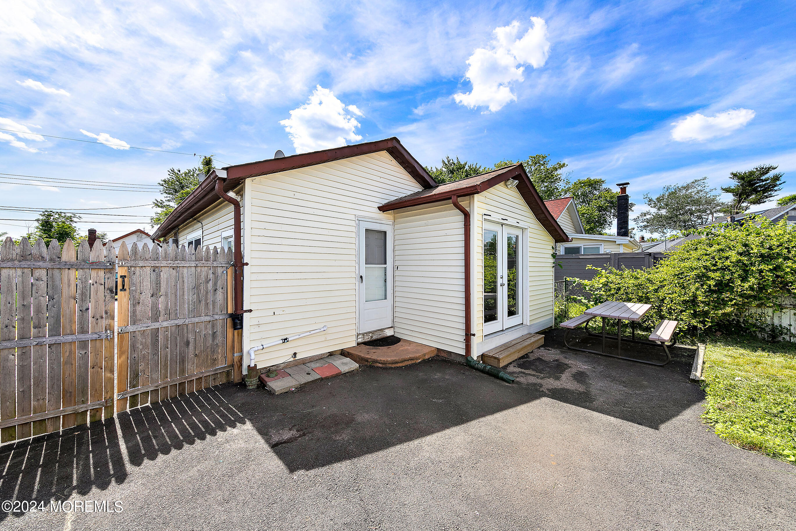 23 Lantana Way