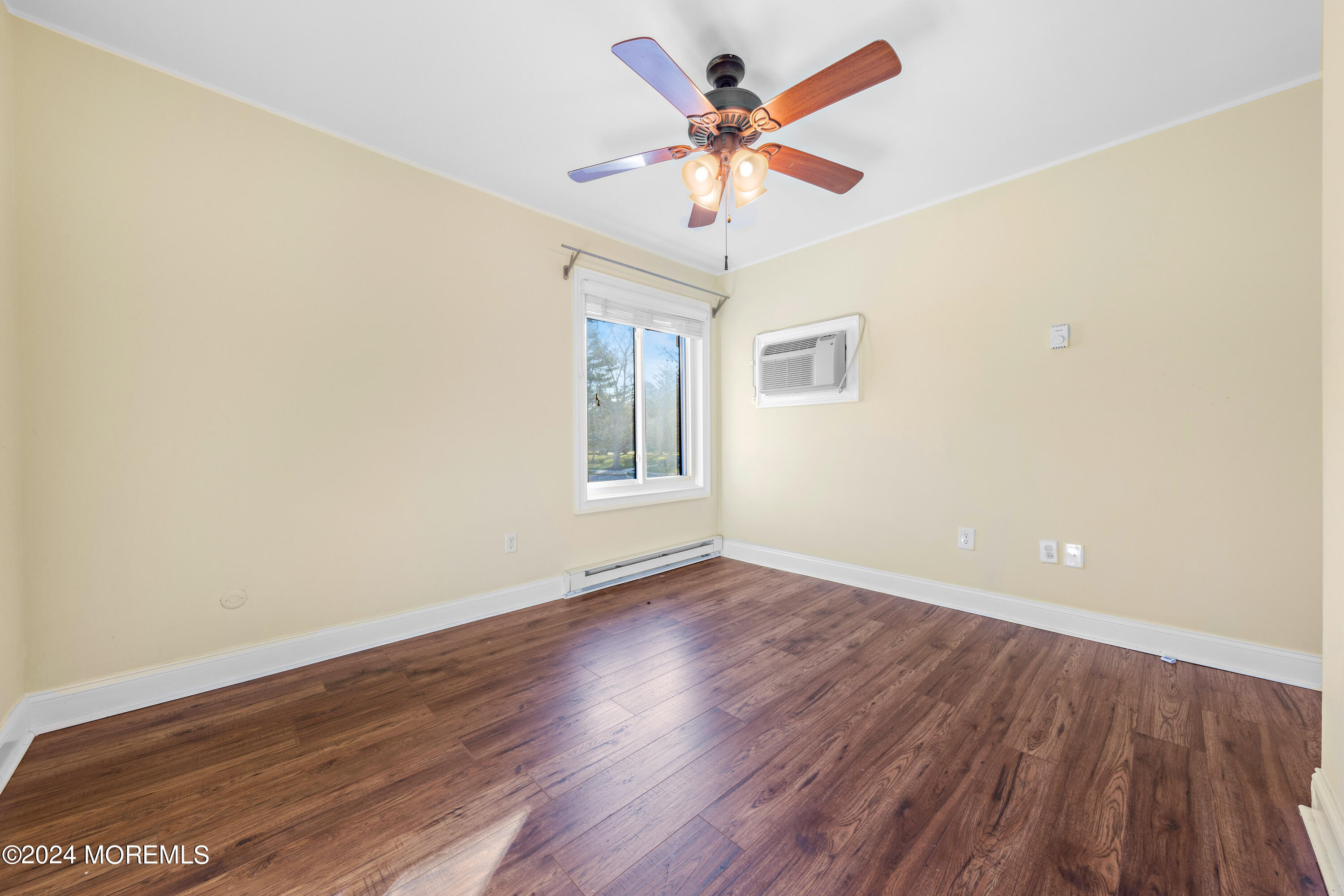55 Amberly Drive, F