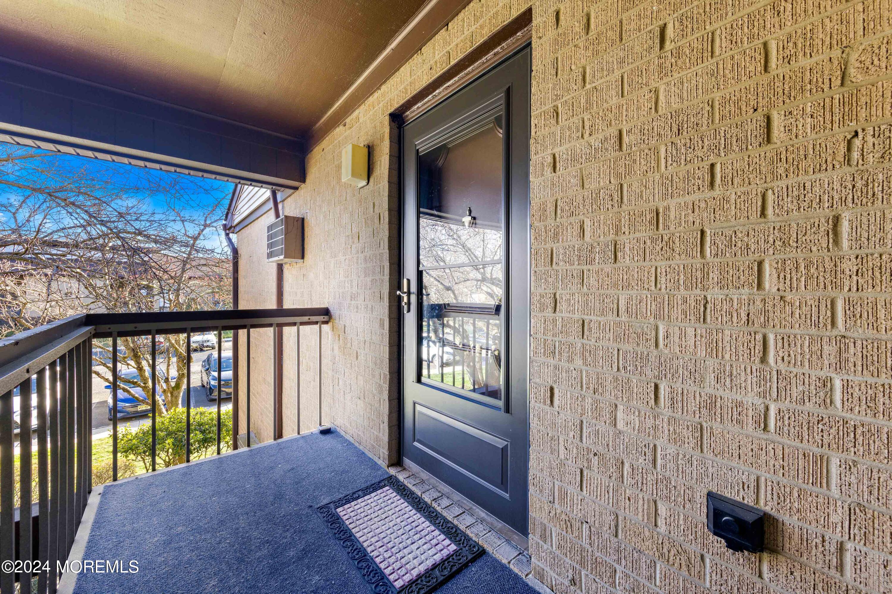 55 Amberly Drive, F