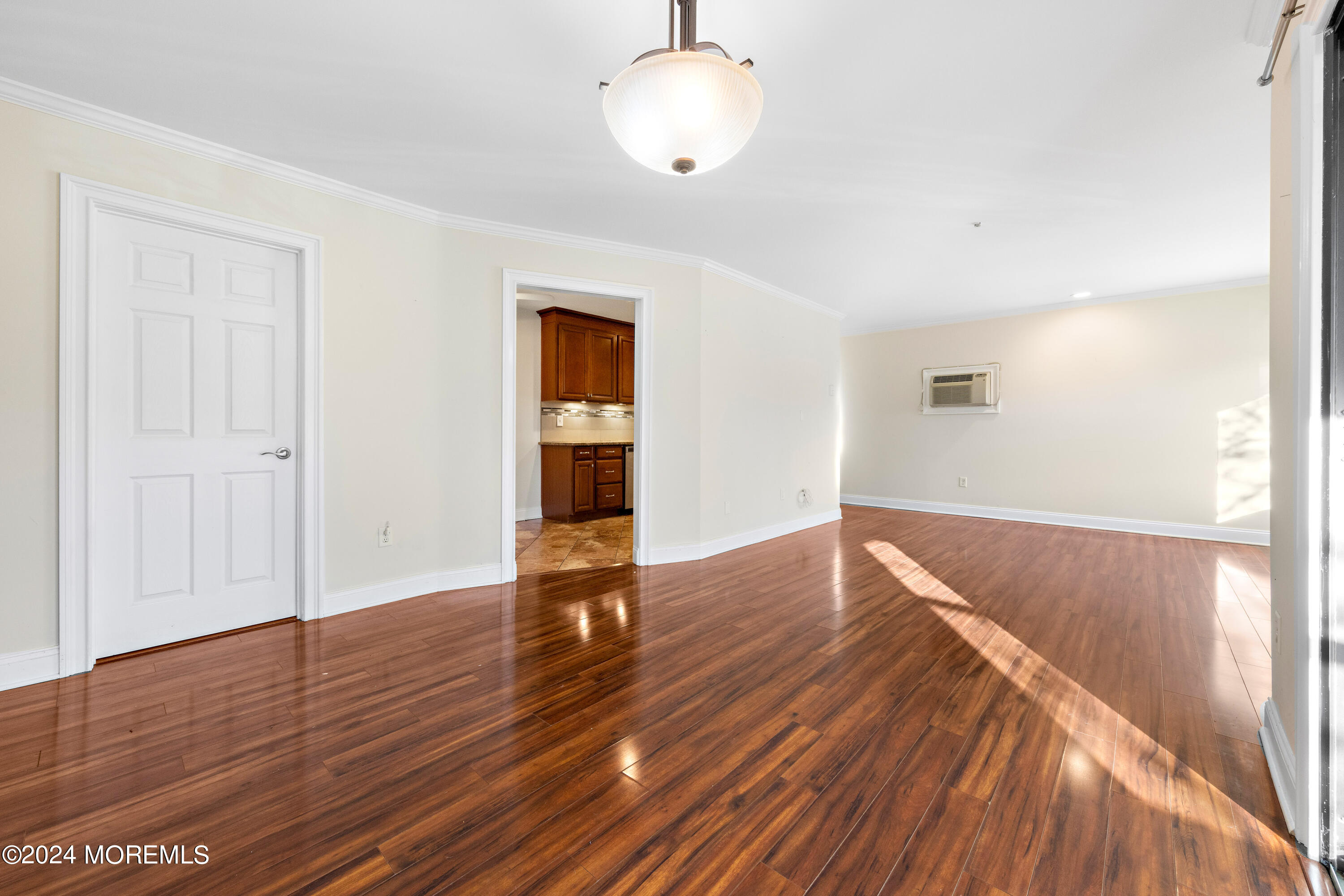 55 Amberly Drive, F