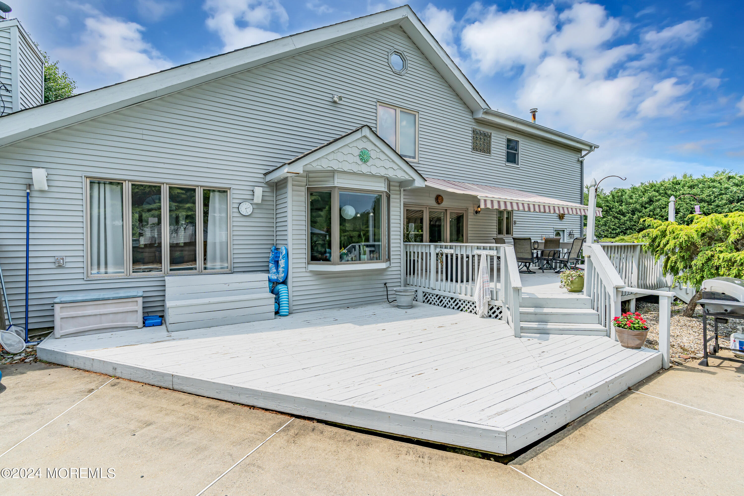 15 Mcqueen Boulevard