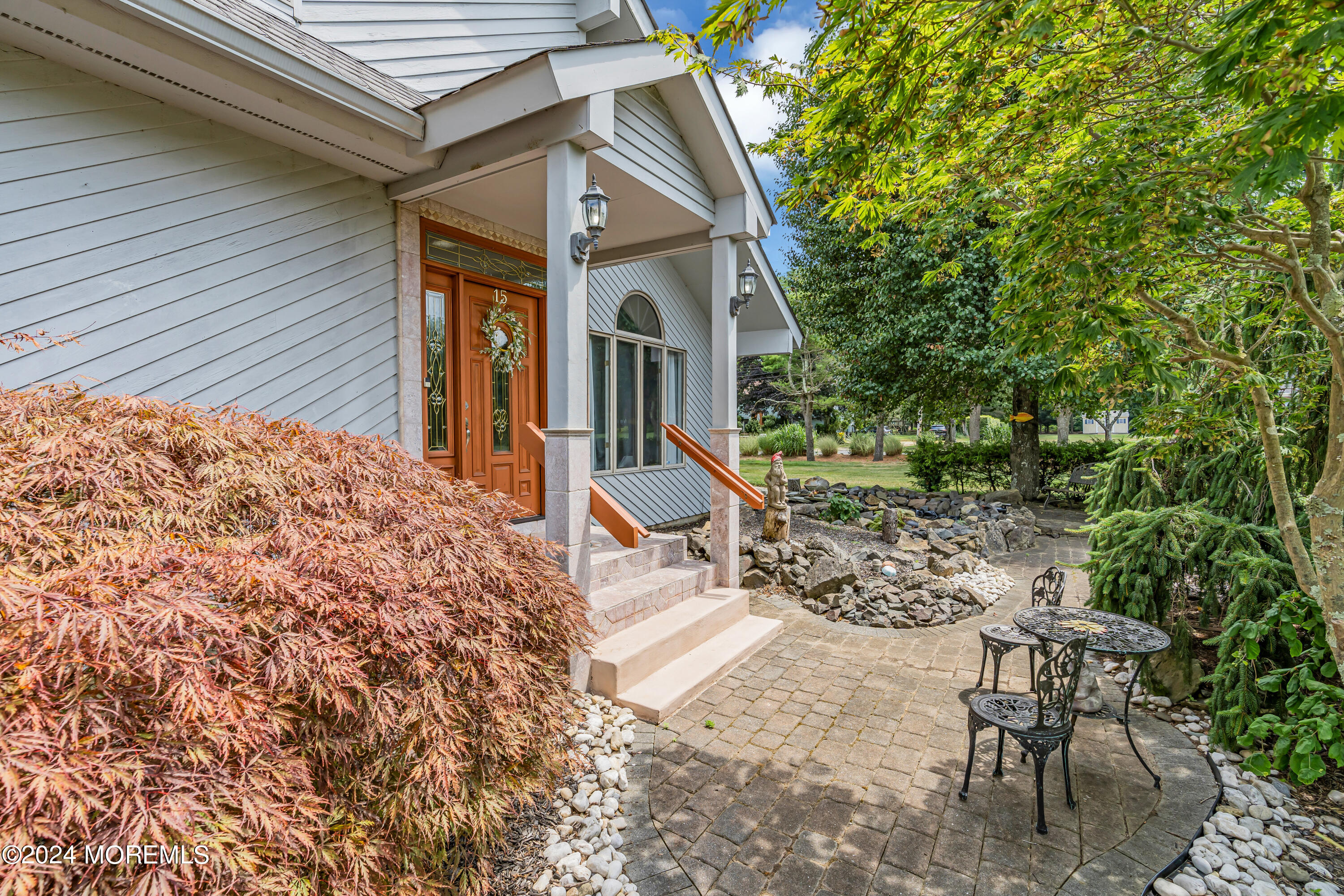 15 Mcqueen Boulevard