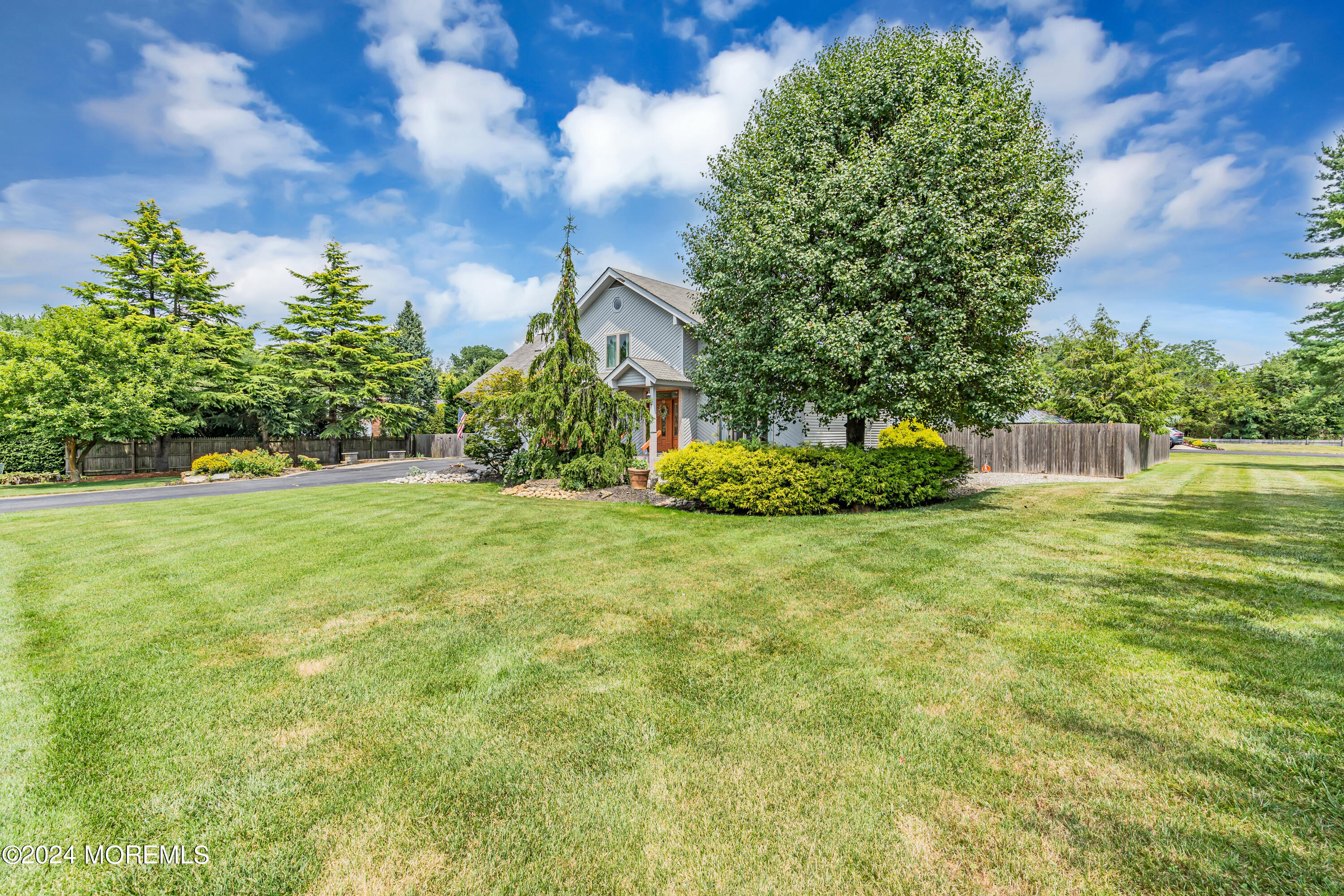 15 Mcqueen Boulevard