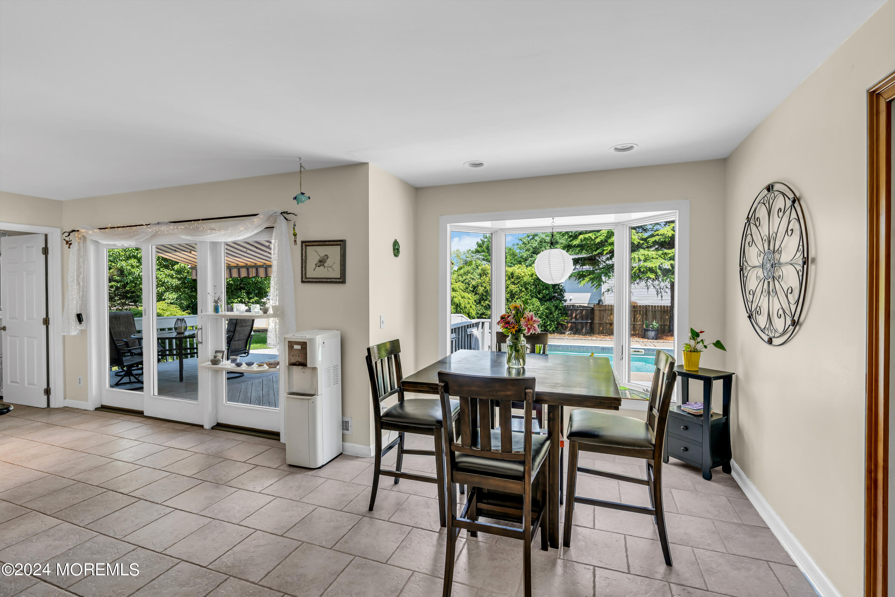 15 Mcqueen Boulevard