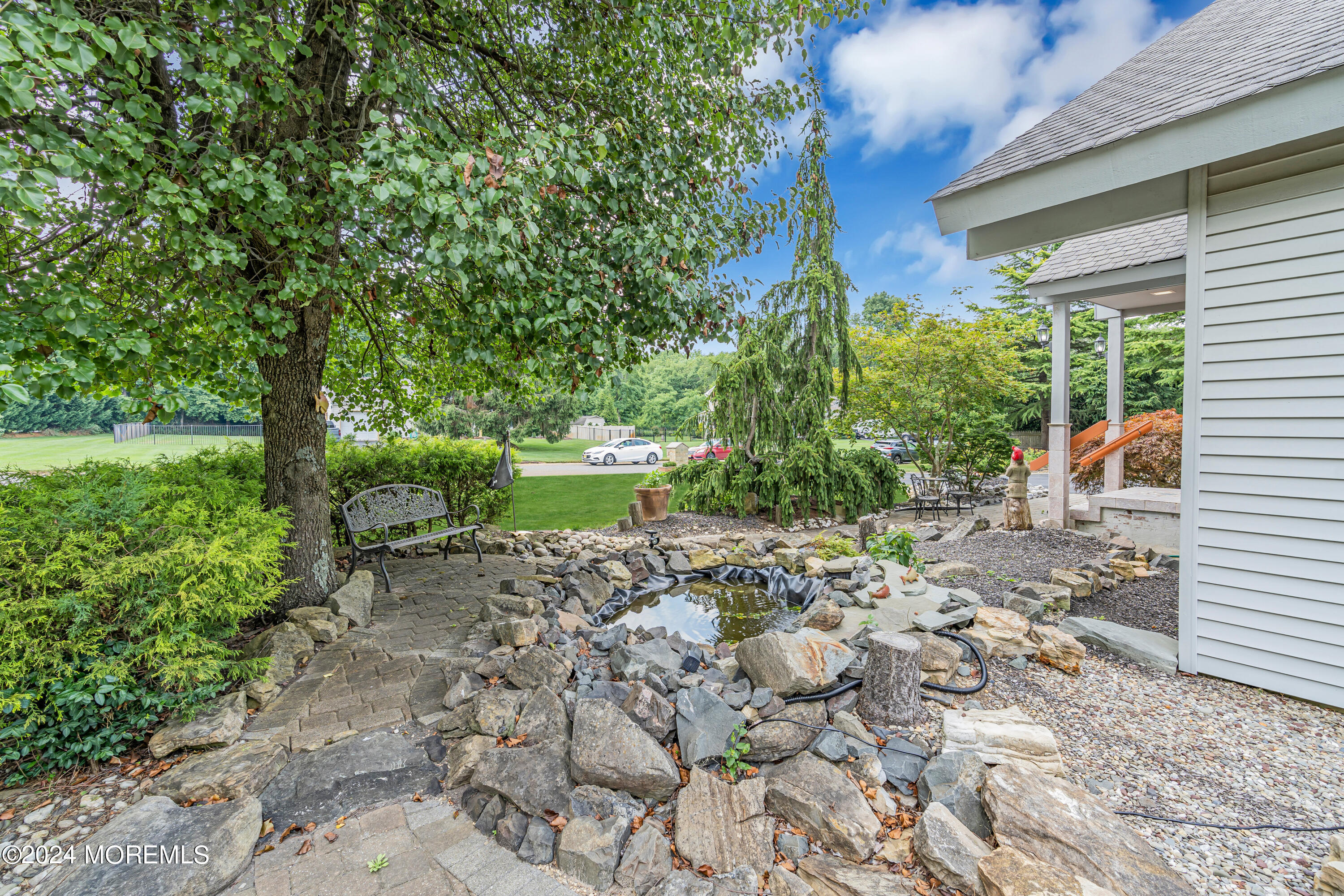 15 Mcqueen Boulevard