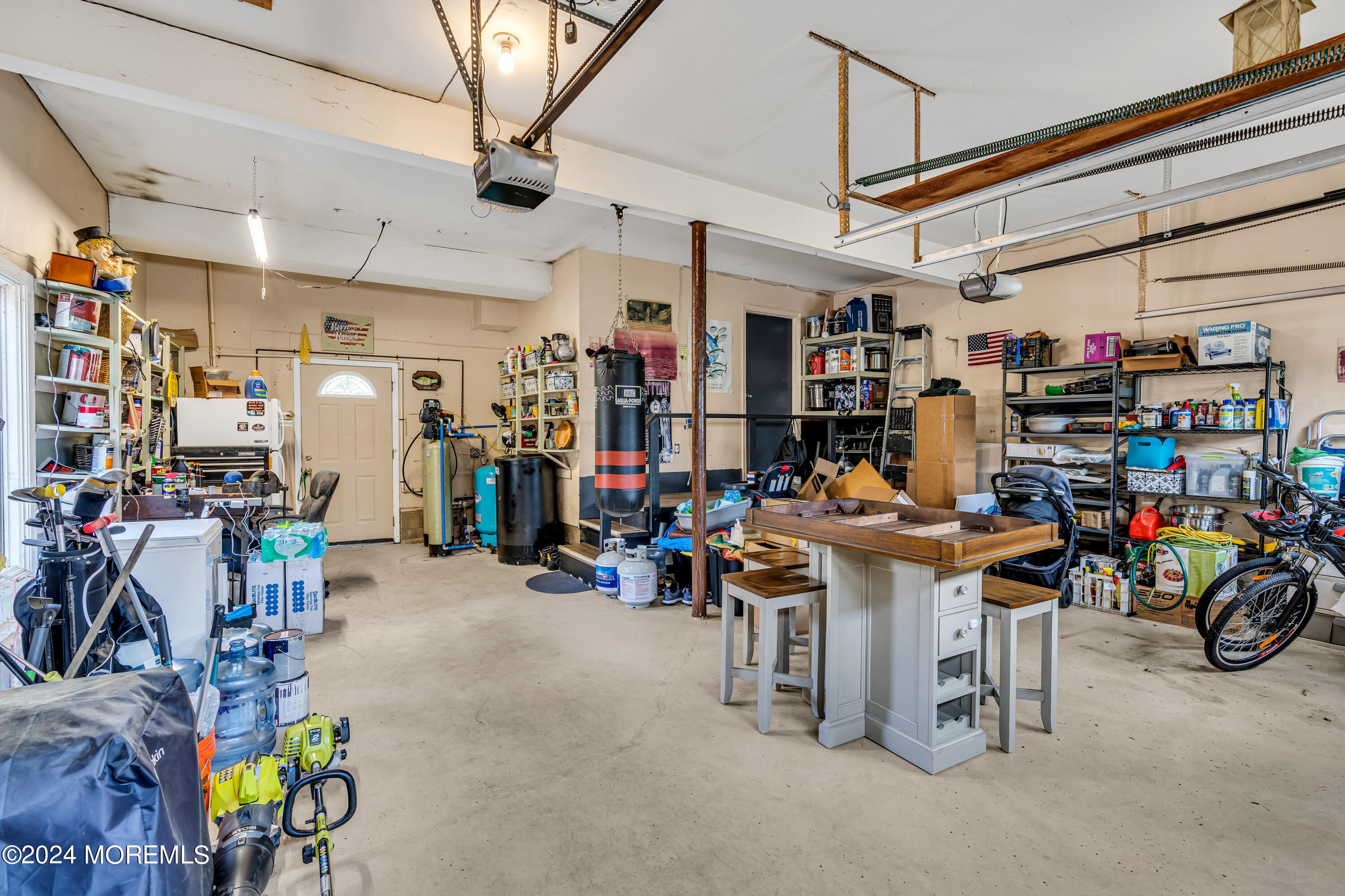 15 Mcqueen Boulevard