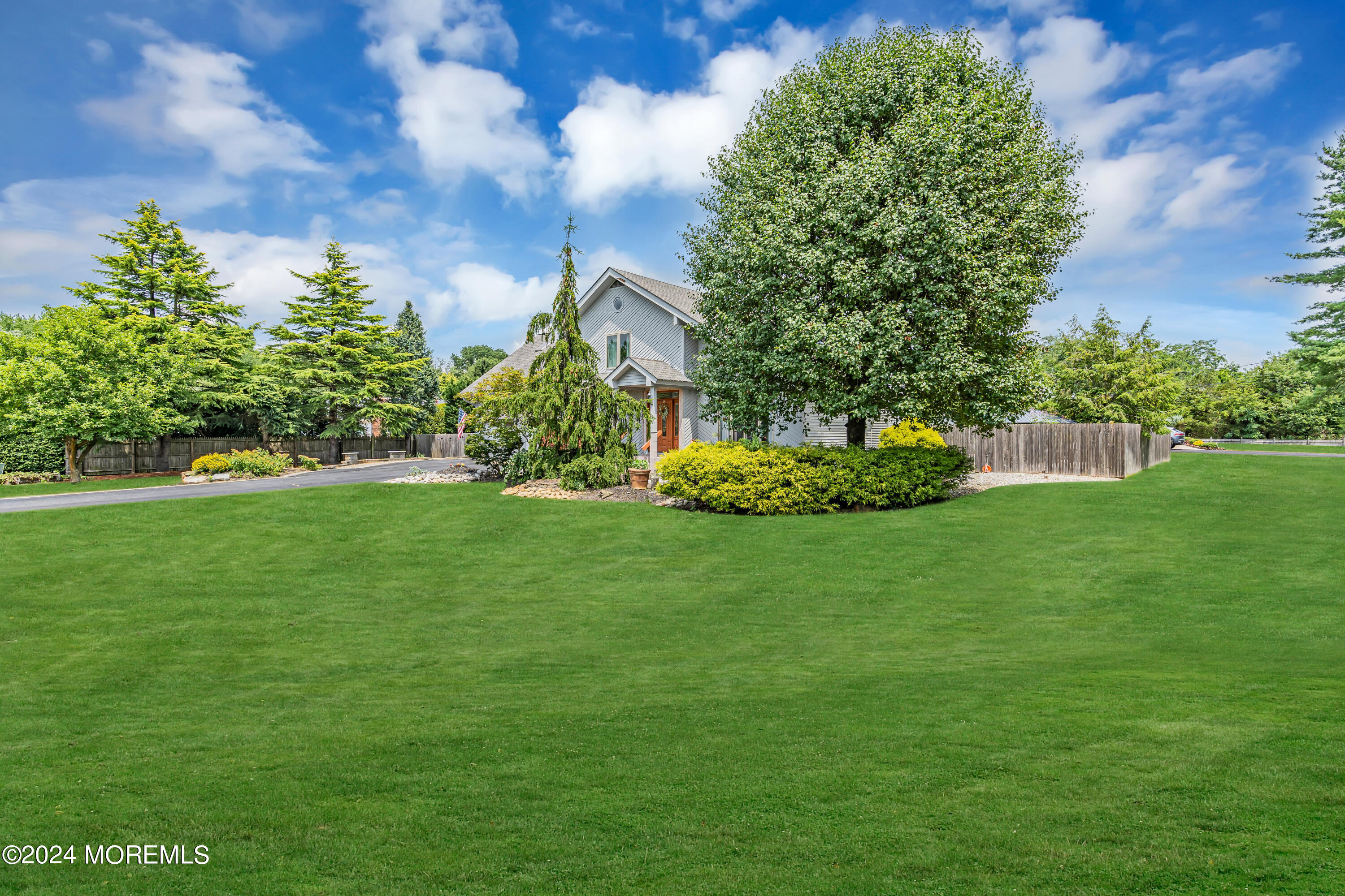 15 Mcqueen Boulevard