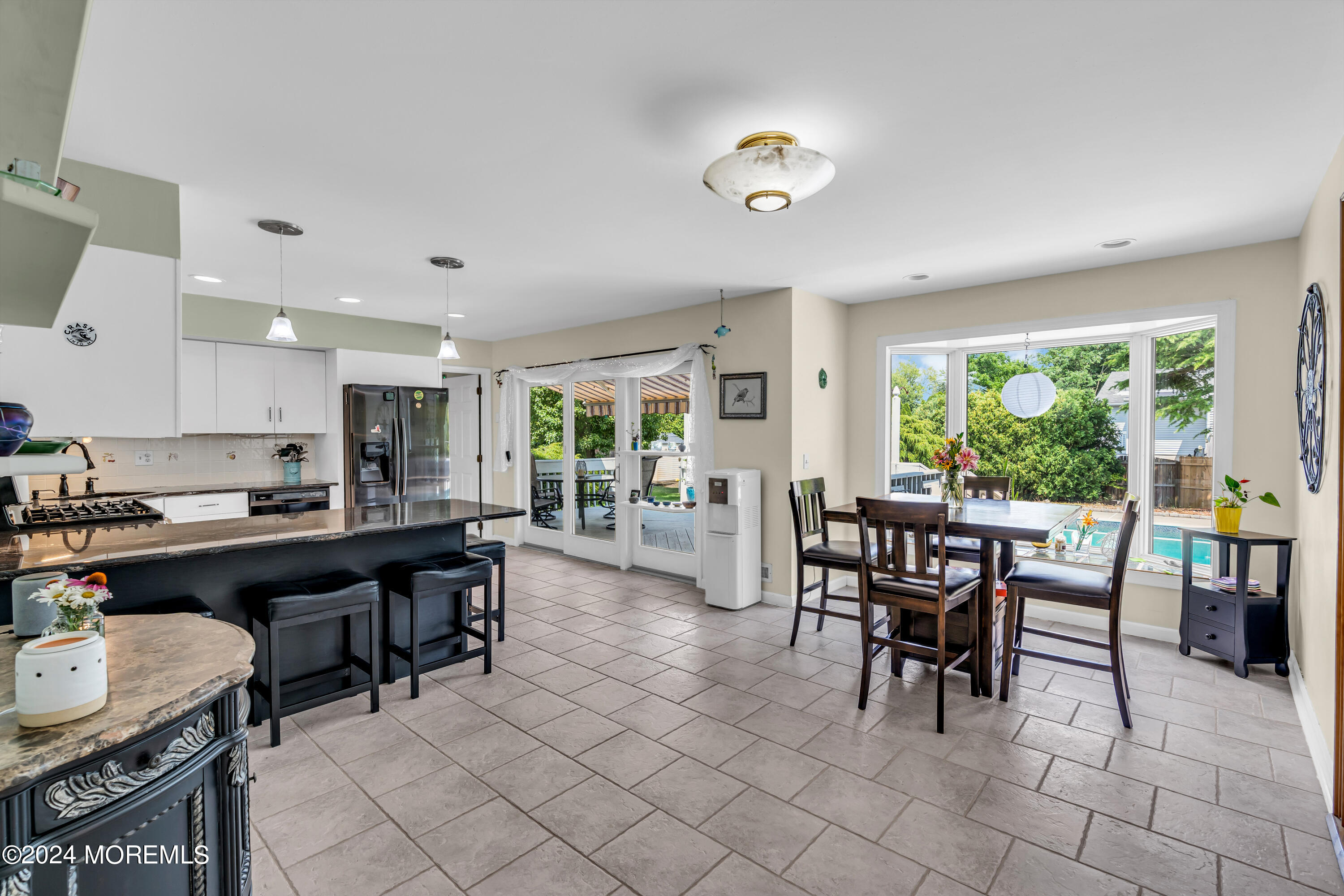 15 Mcqueen Boulevard