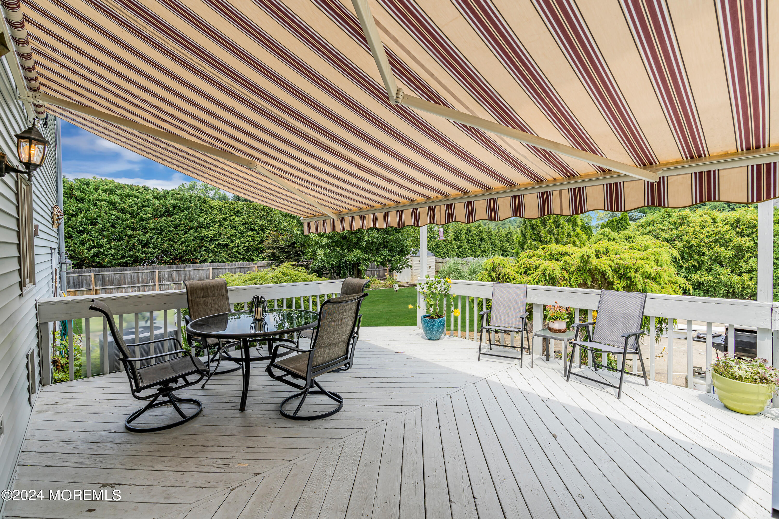 15 Mcqueen Boulevard