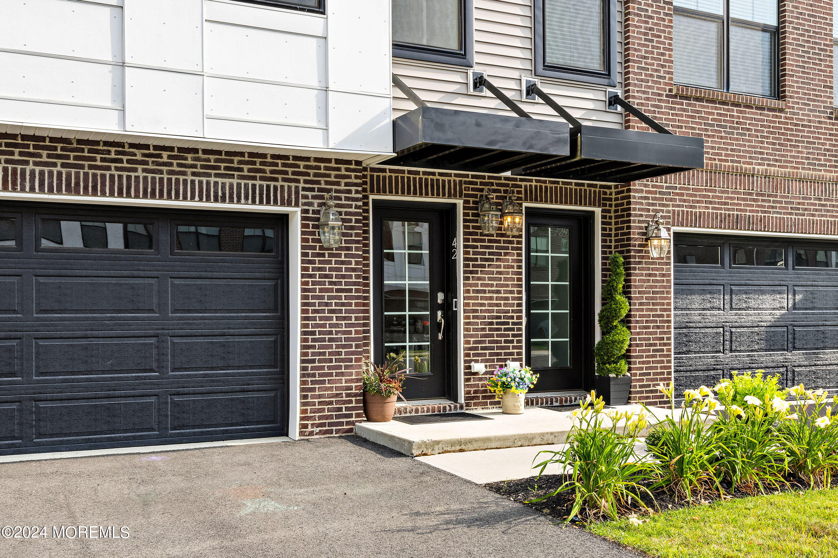 42 Kelly Way