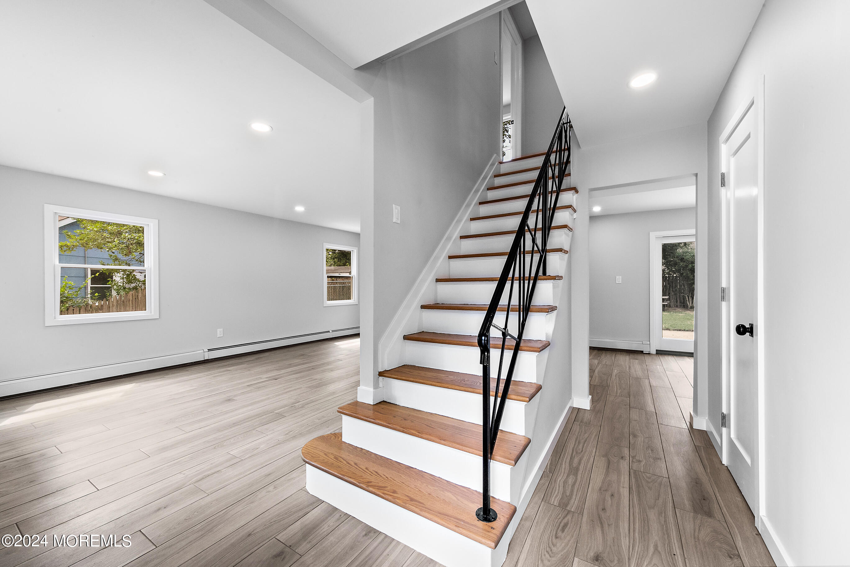 4 Ambler Court